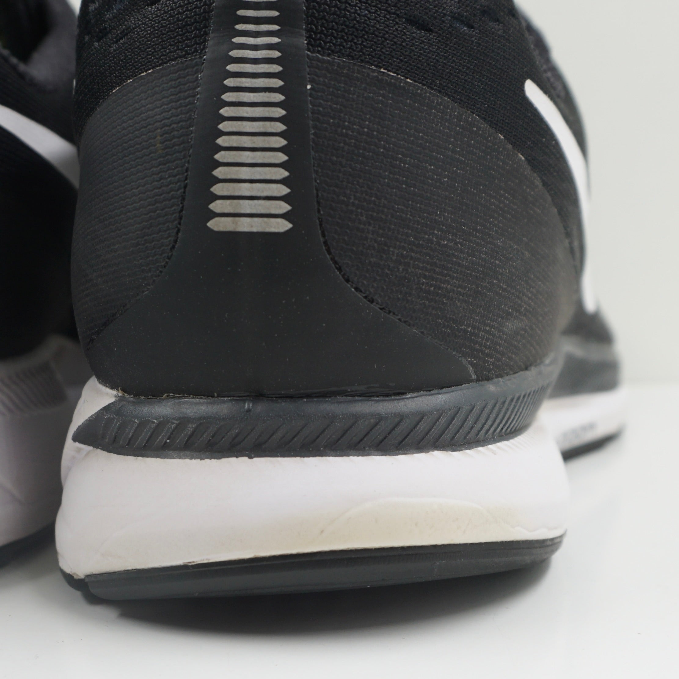 Nike Air Zoom Pegasus 34 Black White Dark Grey