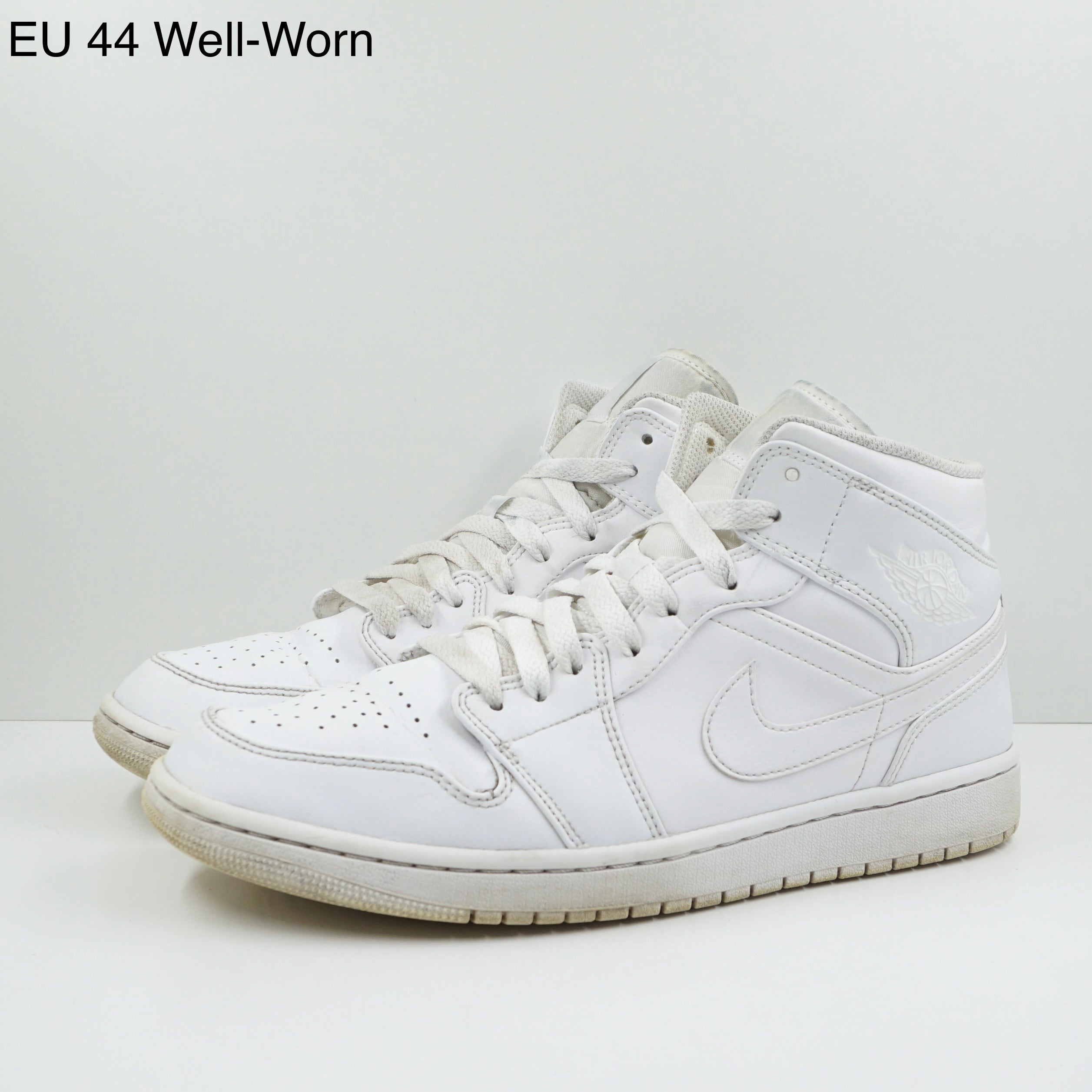 Jordan 1 Mid Triple White (2022/2023)