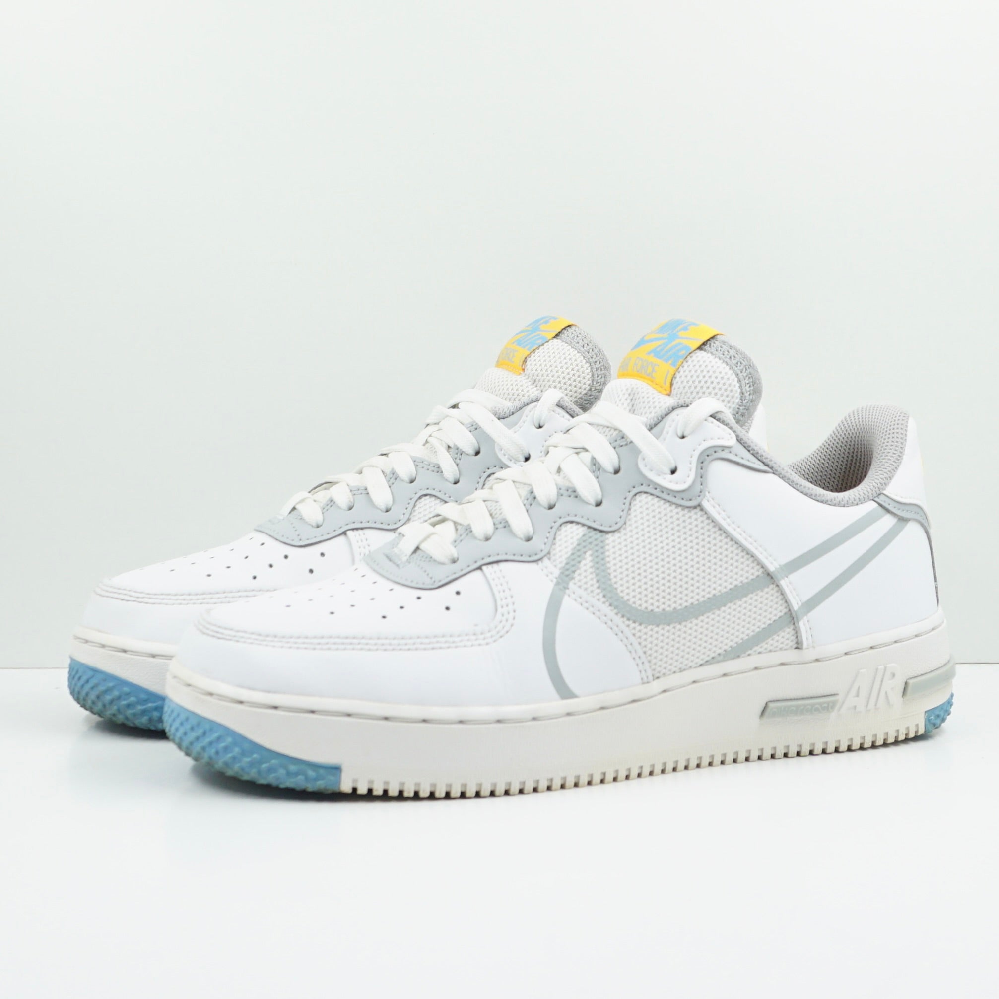 Nike Air Force 1 React Light Smoke Grey