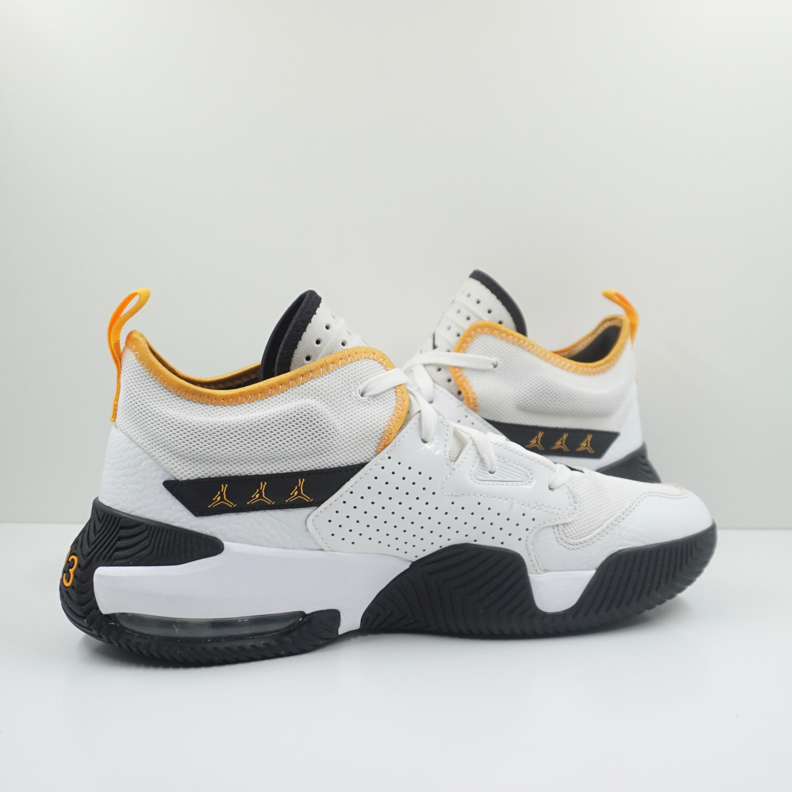 Jordan Stay Loyal 2 White Taxi Black