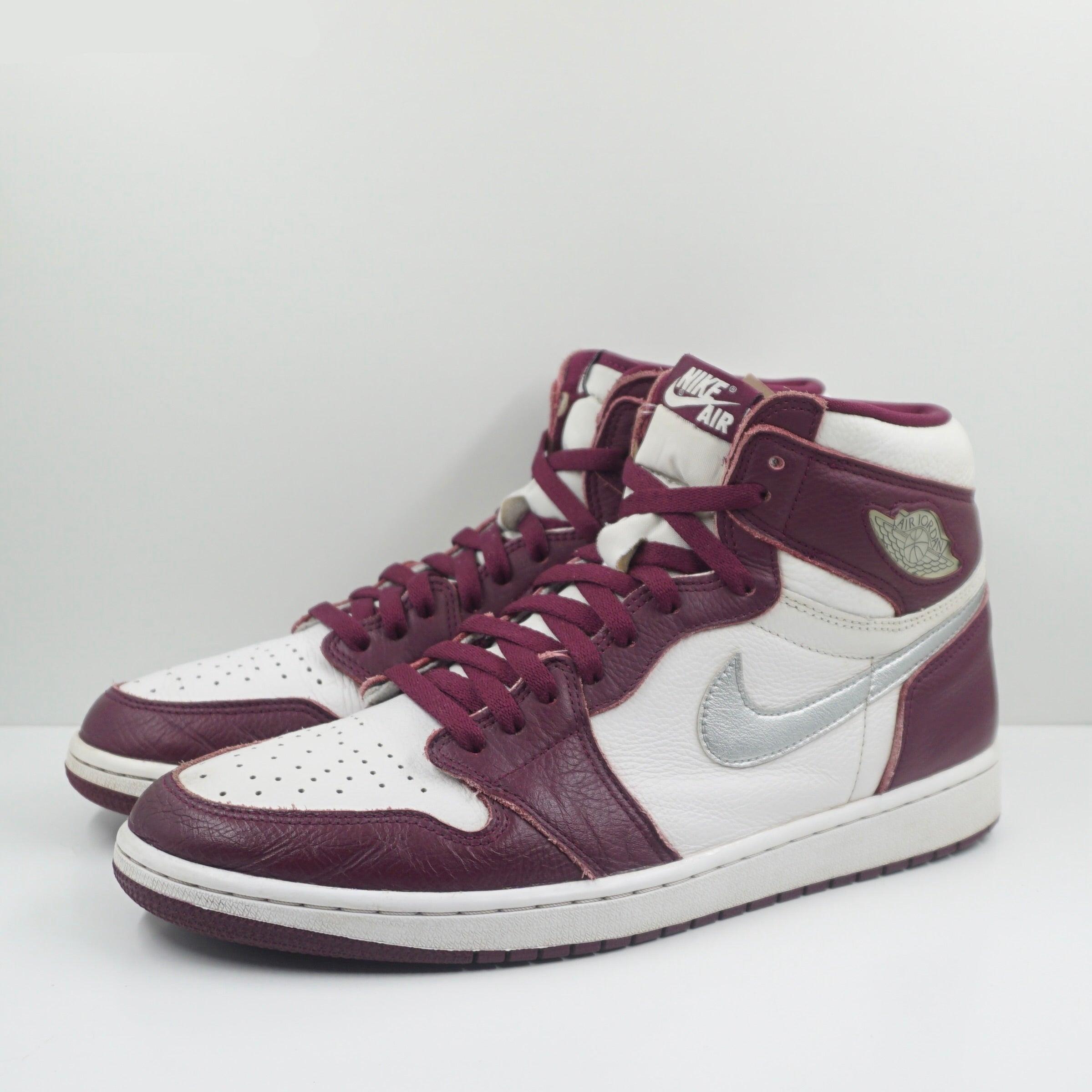 Jordan 1 Retro High OG Bordeaux