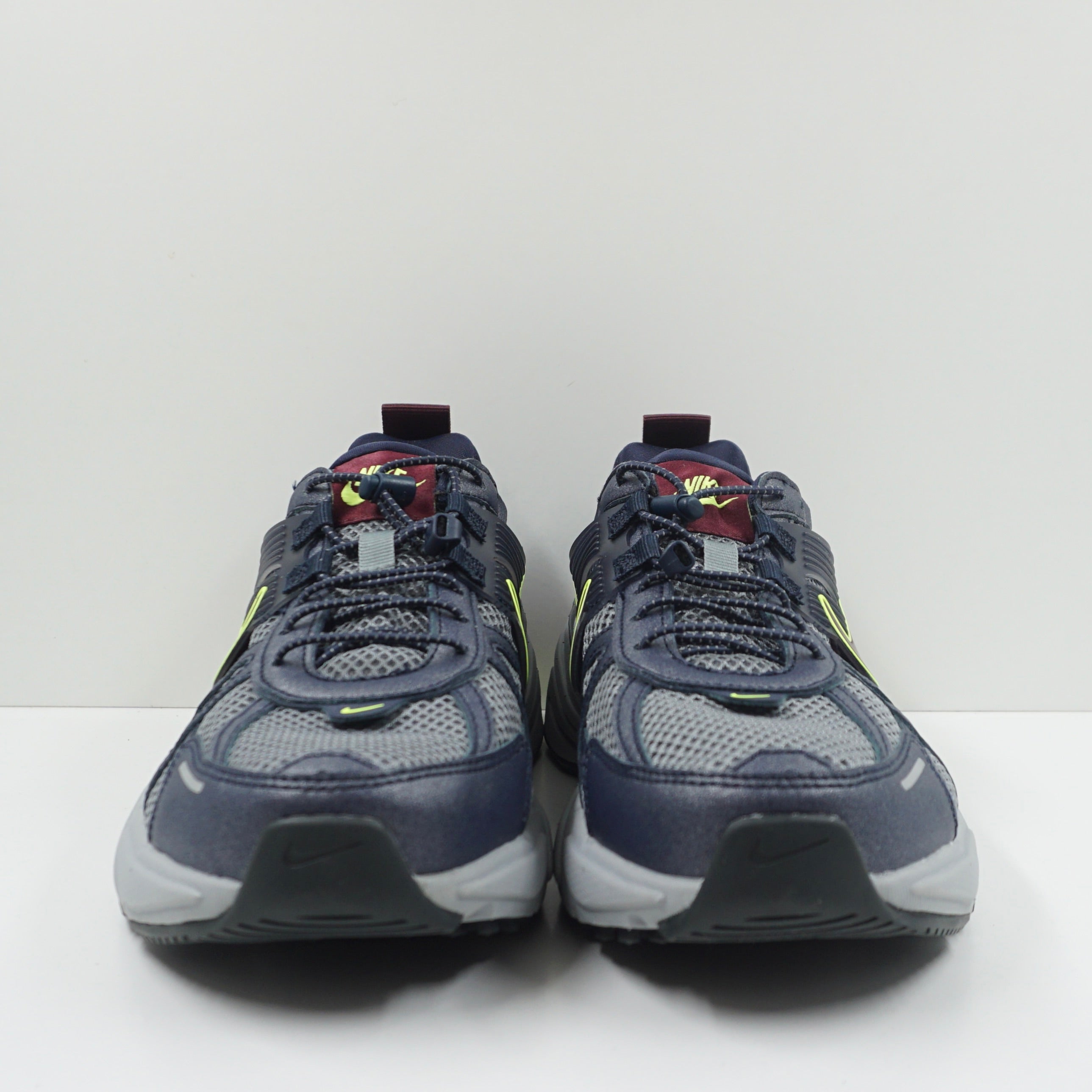 Nike V2K Run Luminous (W)