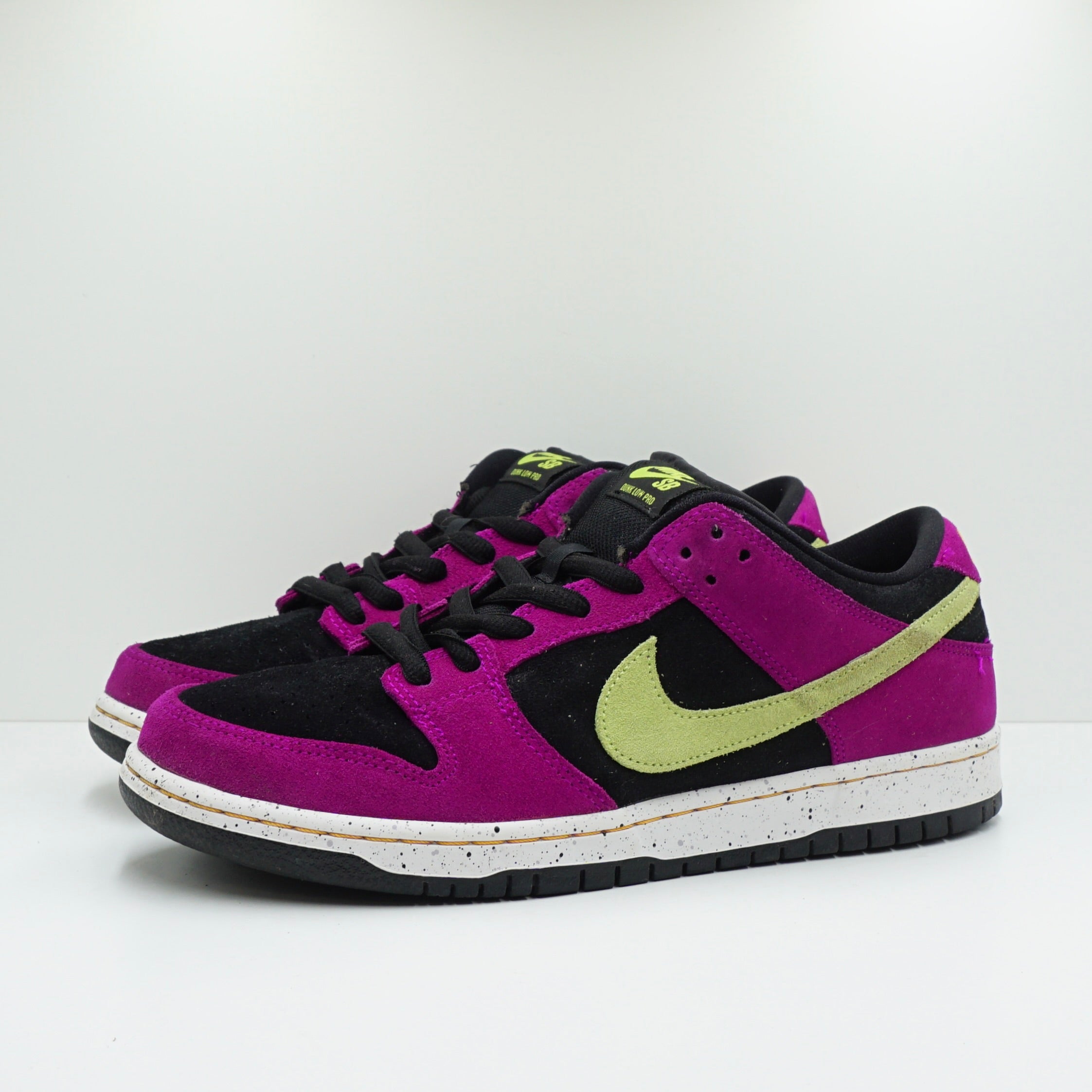 Nike SB Dunk Low Pro ACG Terra Red Plum