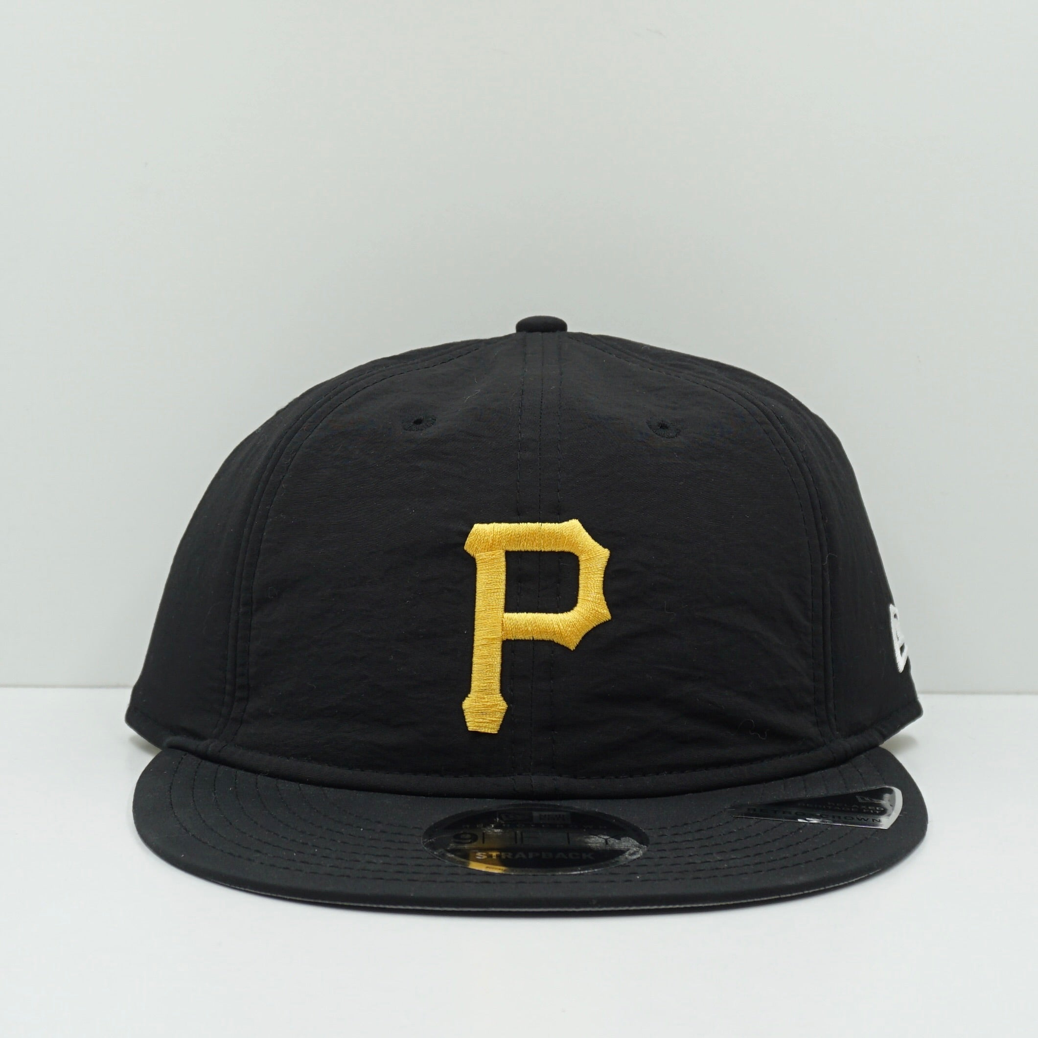 New Era Retro Crown Pittsburgh Pirates Black Padded Adjustable Cap