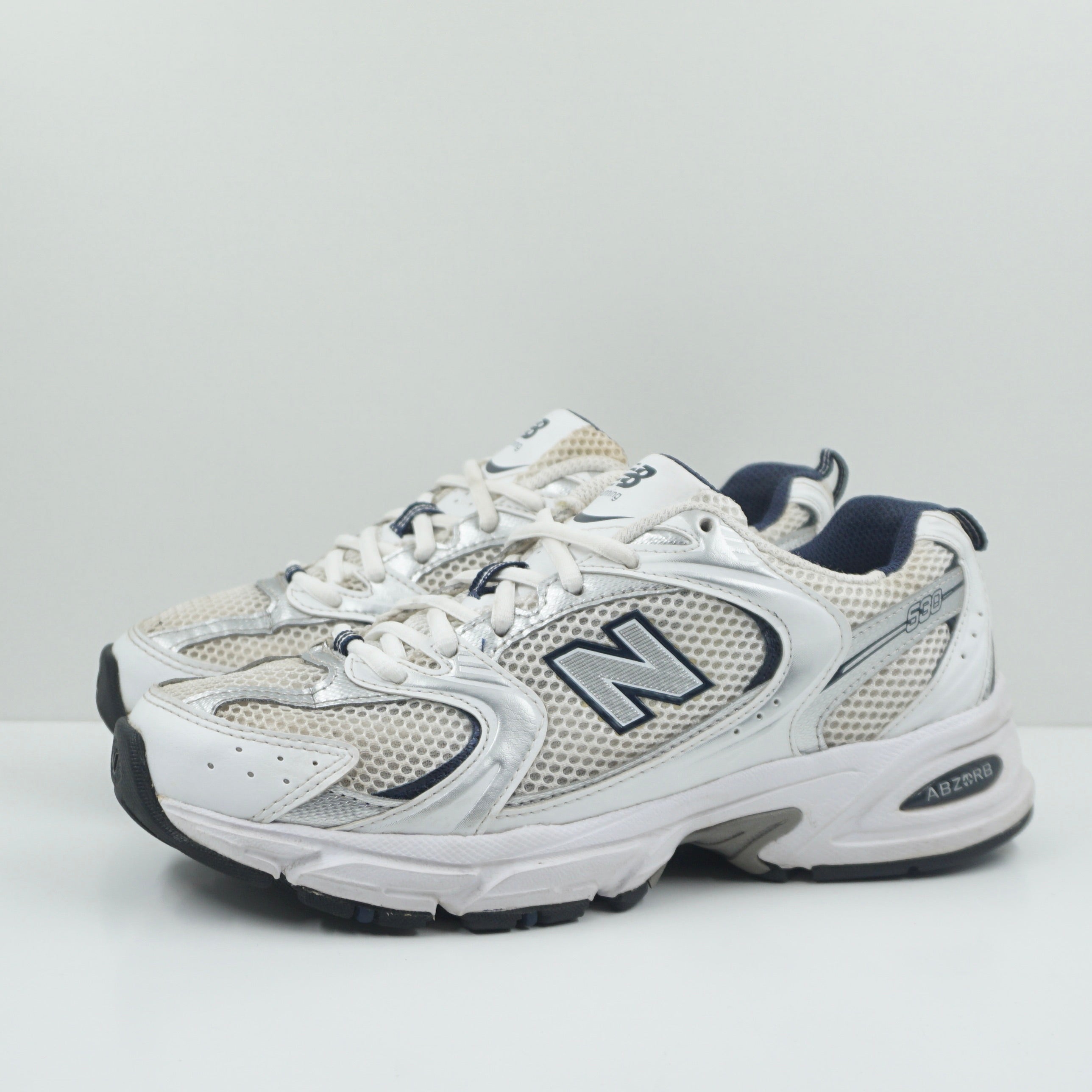 New Balance 530 White Silver Navy