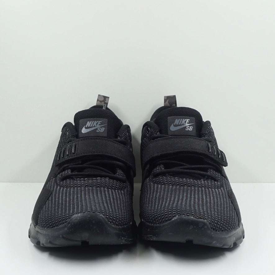 Nike SB Trainerendor Black