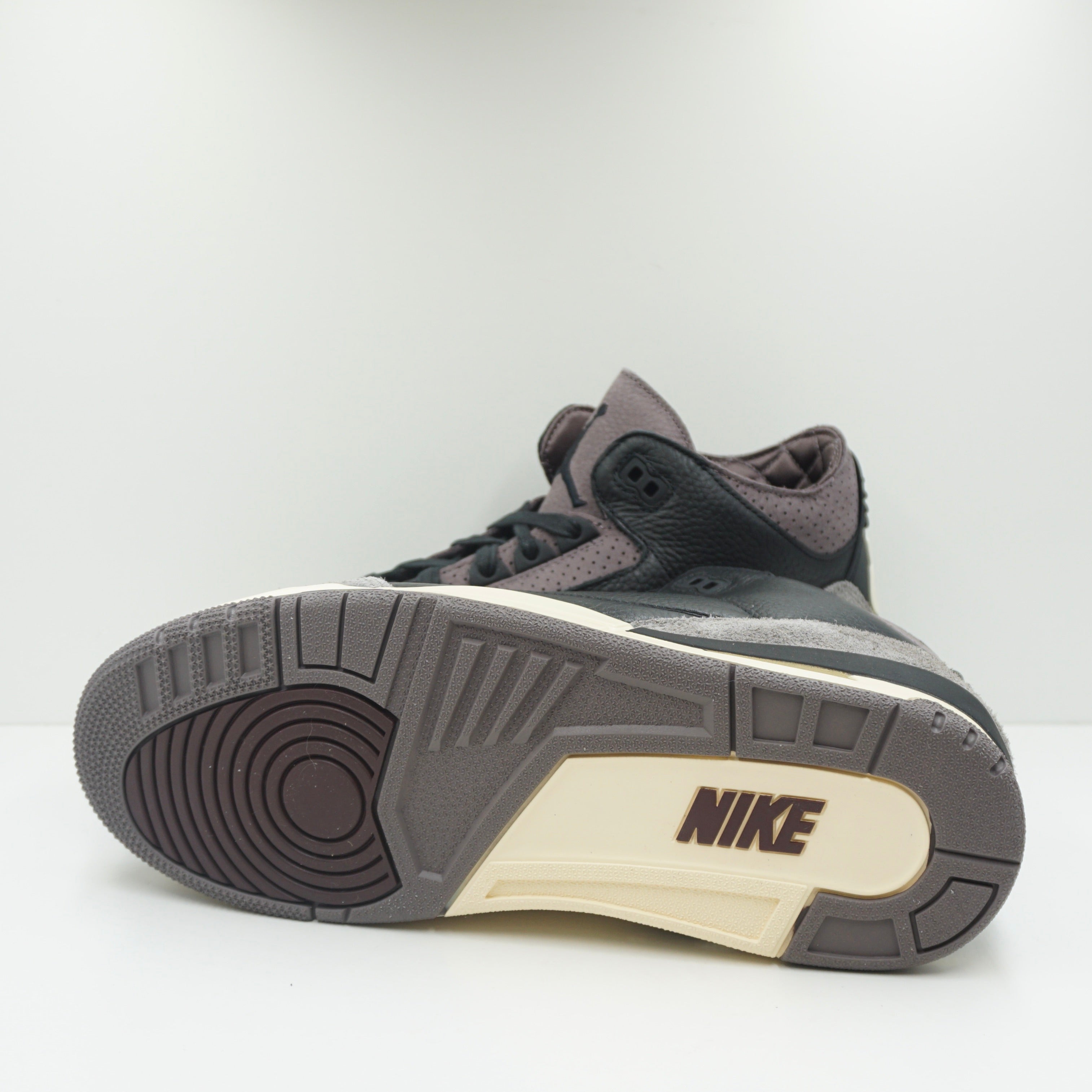 Jordan 3 Retro OG SP A Ma Maniére While You Were Sleeping (W)