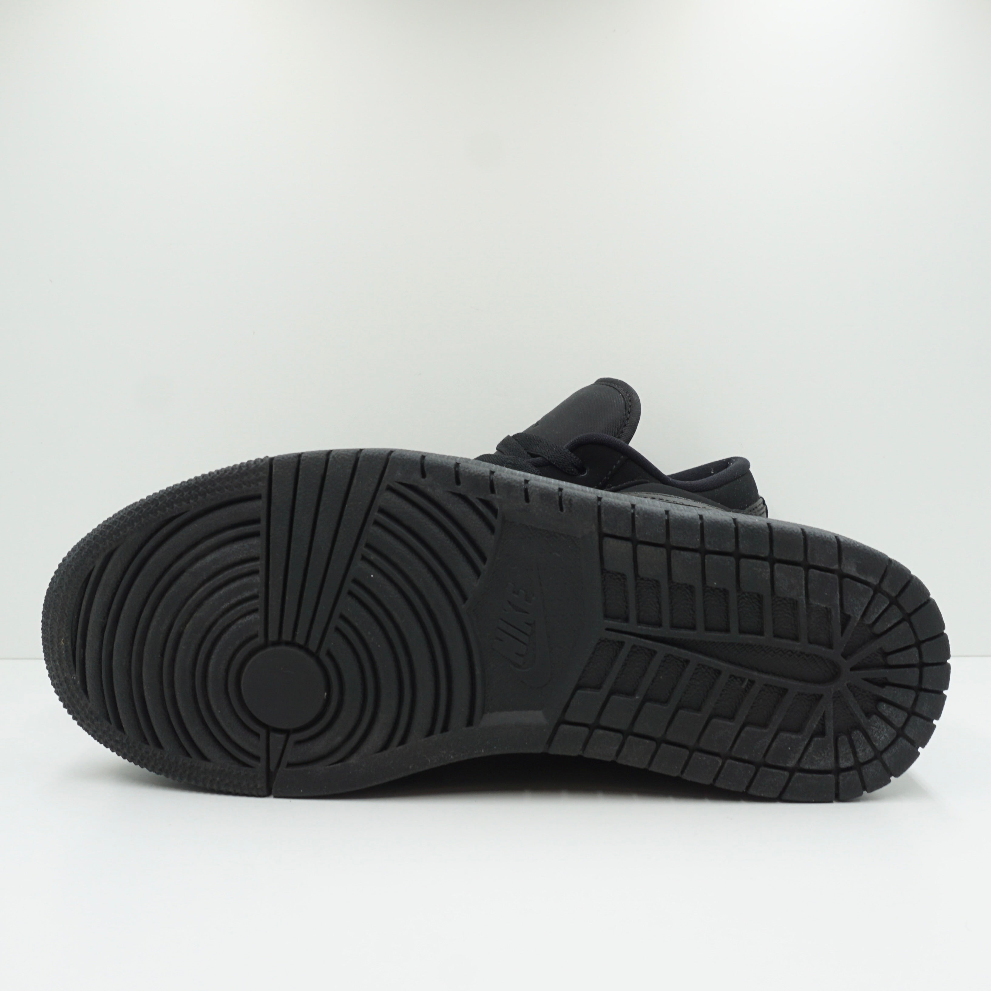 Jordan 1 Retro Low Triple Black