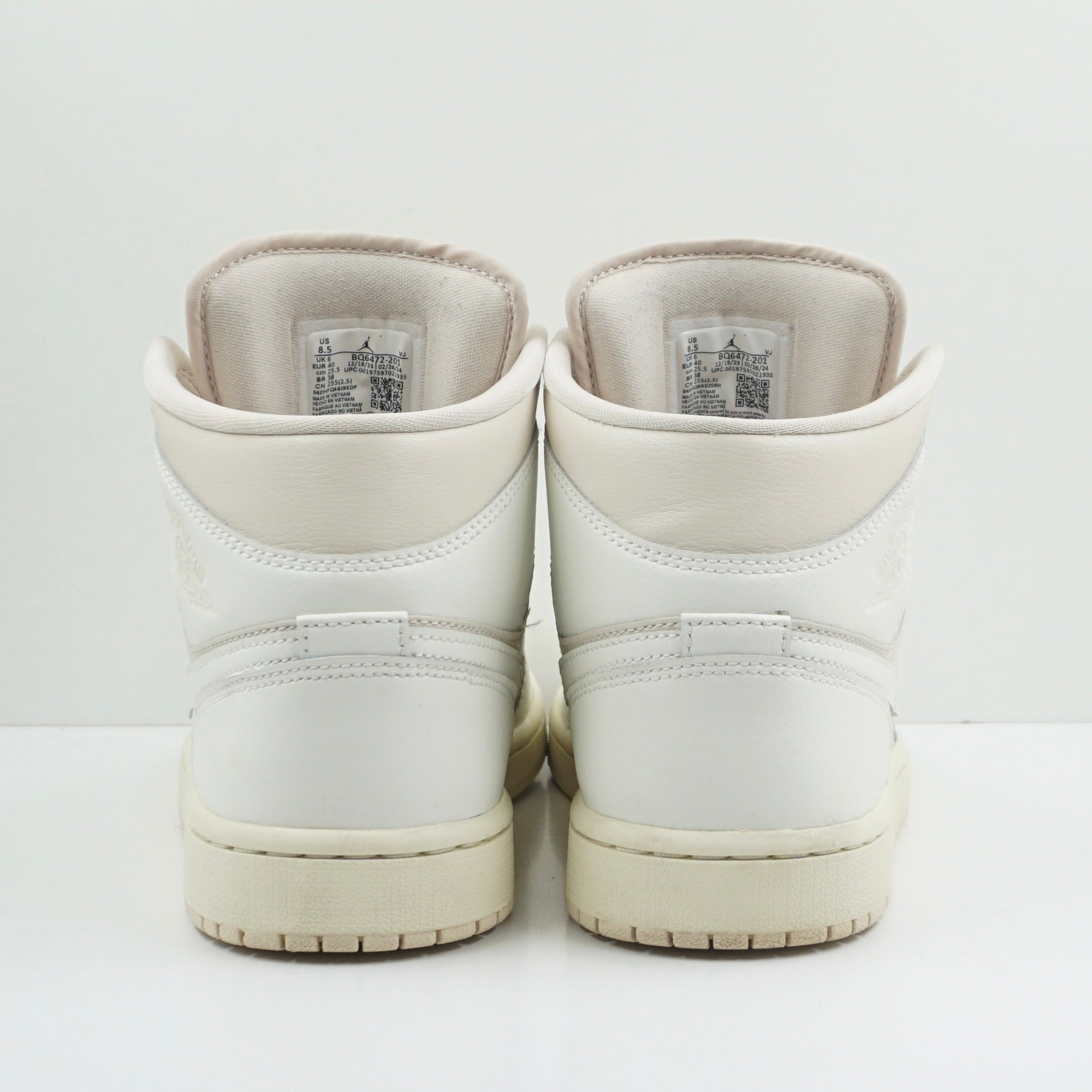 Jordan 1 Mid Legend Light Brown (W)