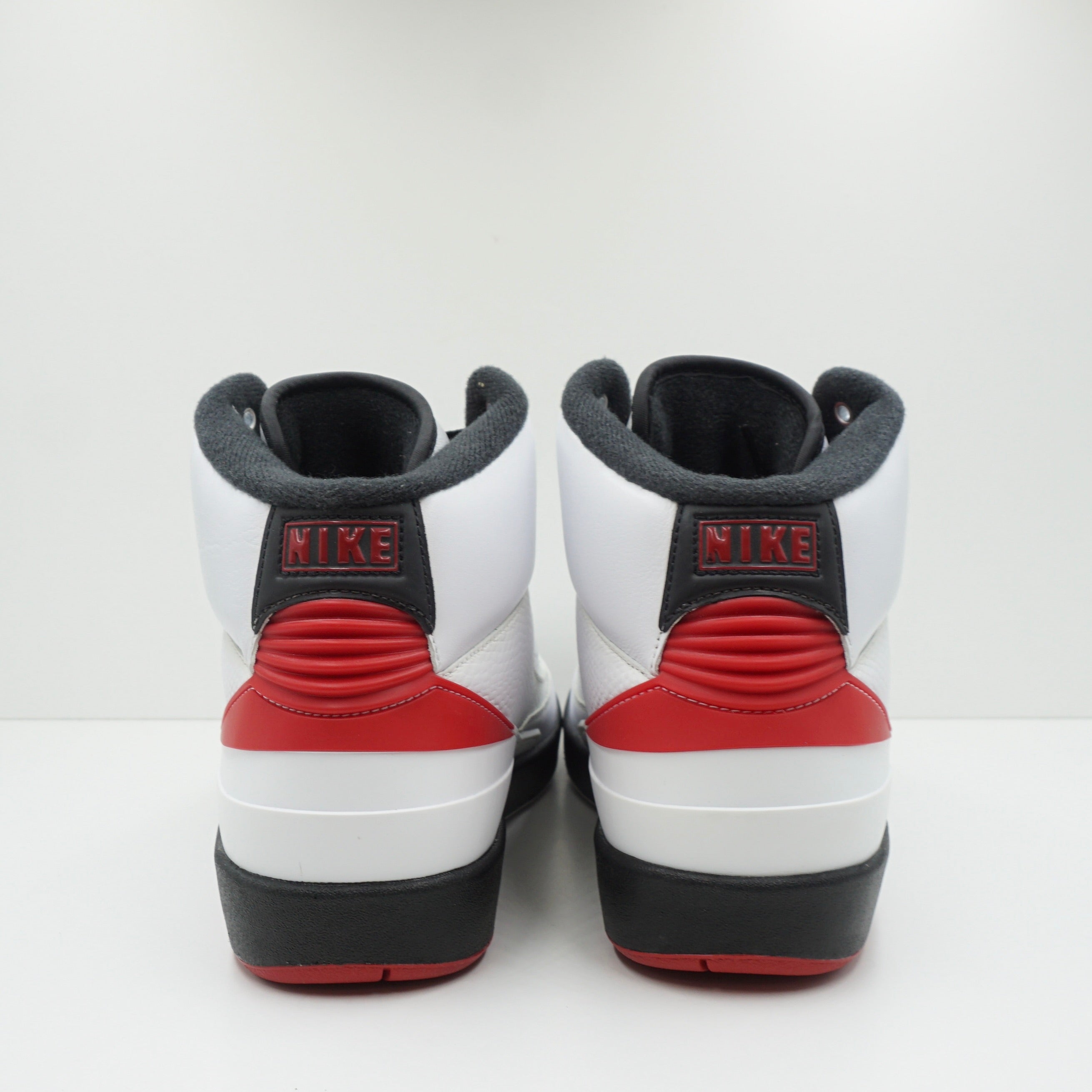 Jordan 2 Retro OG Chicago (2022)