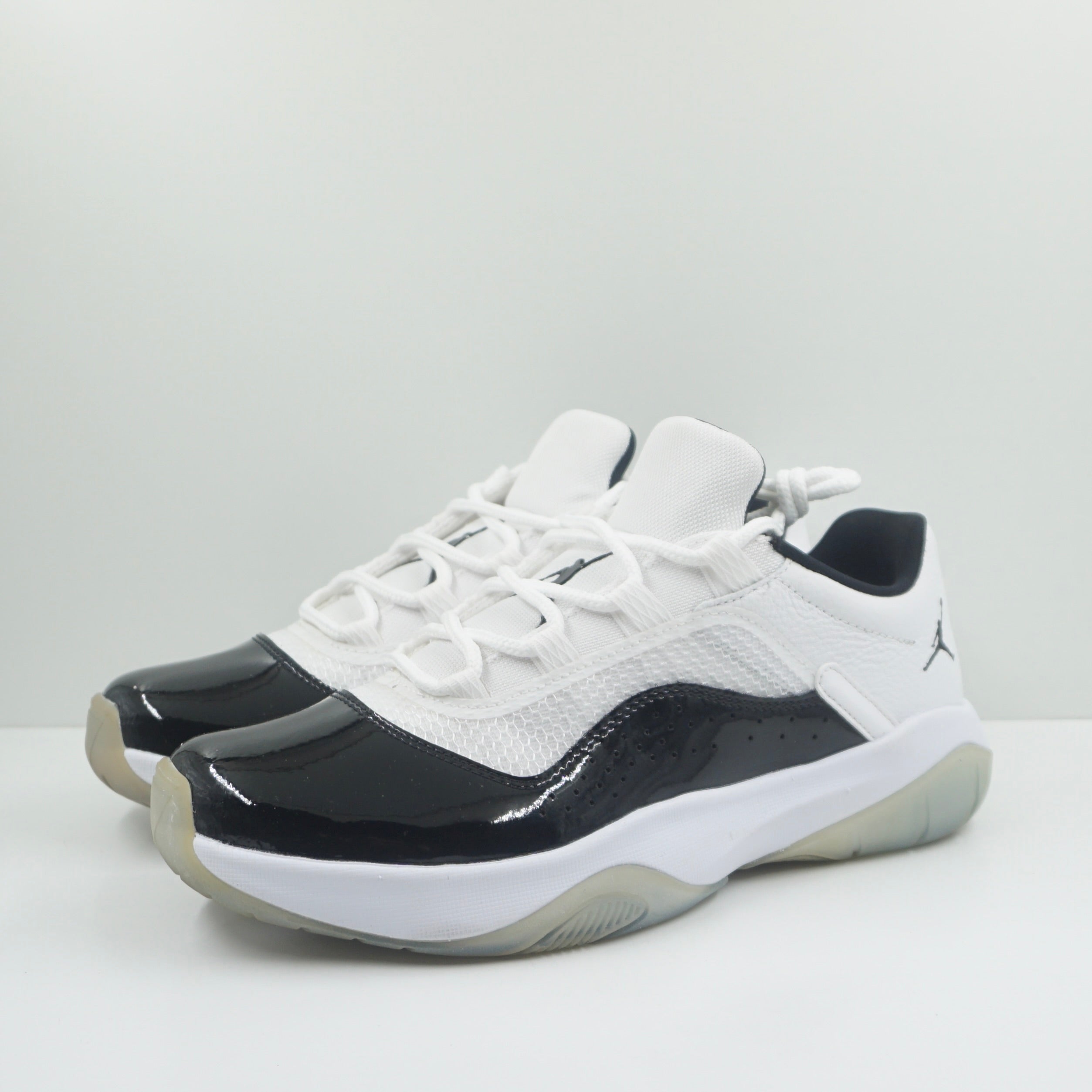 Jordan 11 CMFT Low Concord