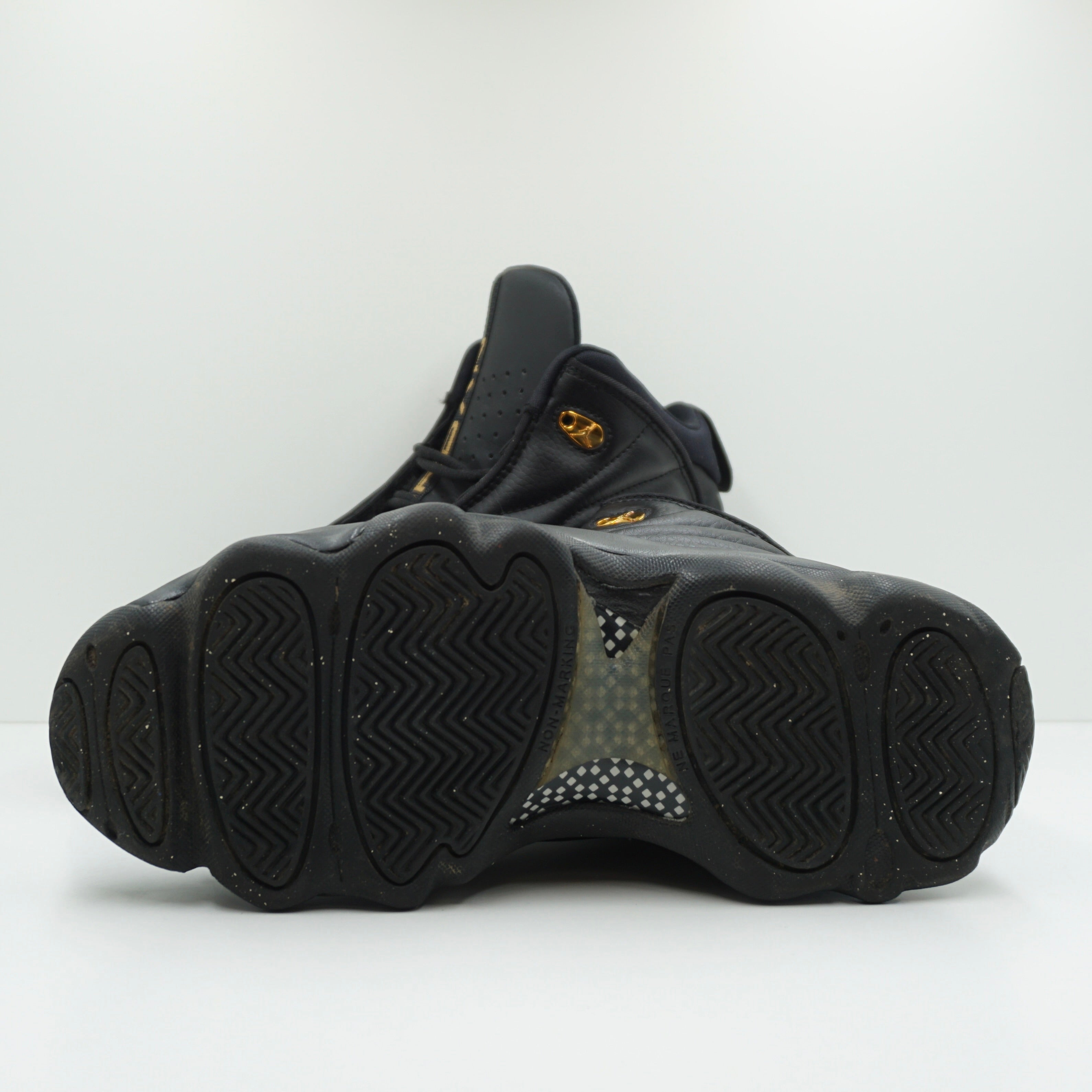 Jordan Pro Strong Black Metallic Gold (GS)