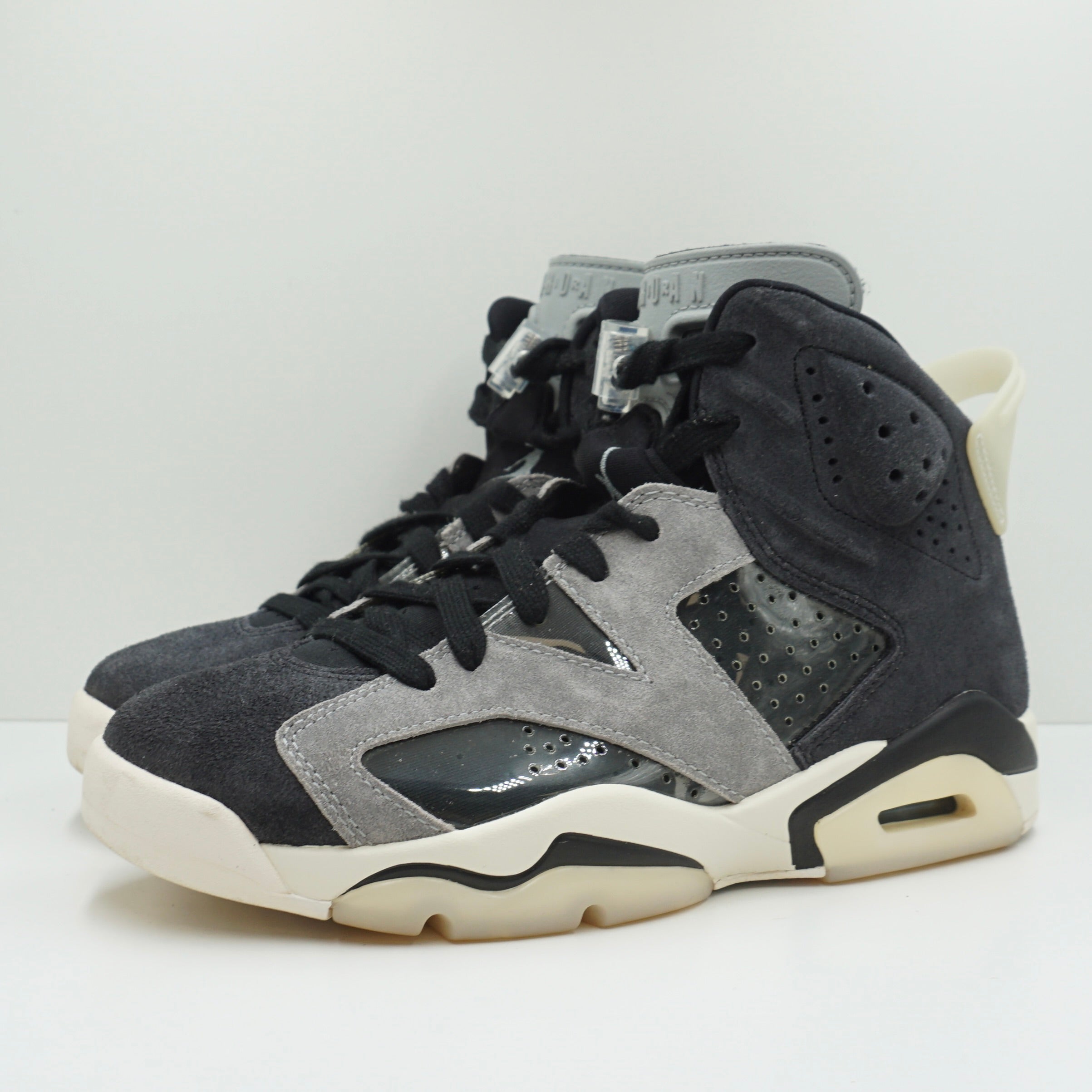 Jordan 6 Retro Tech Chrome (W)