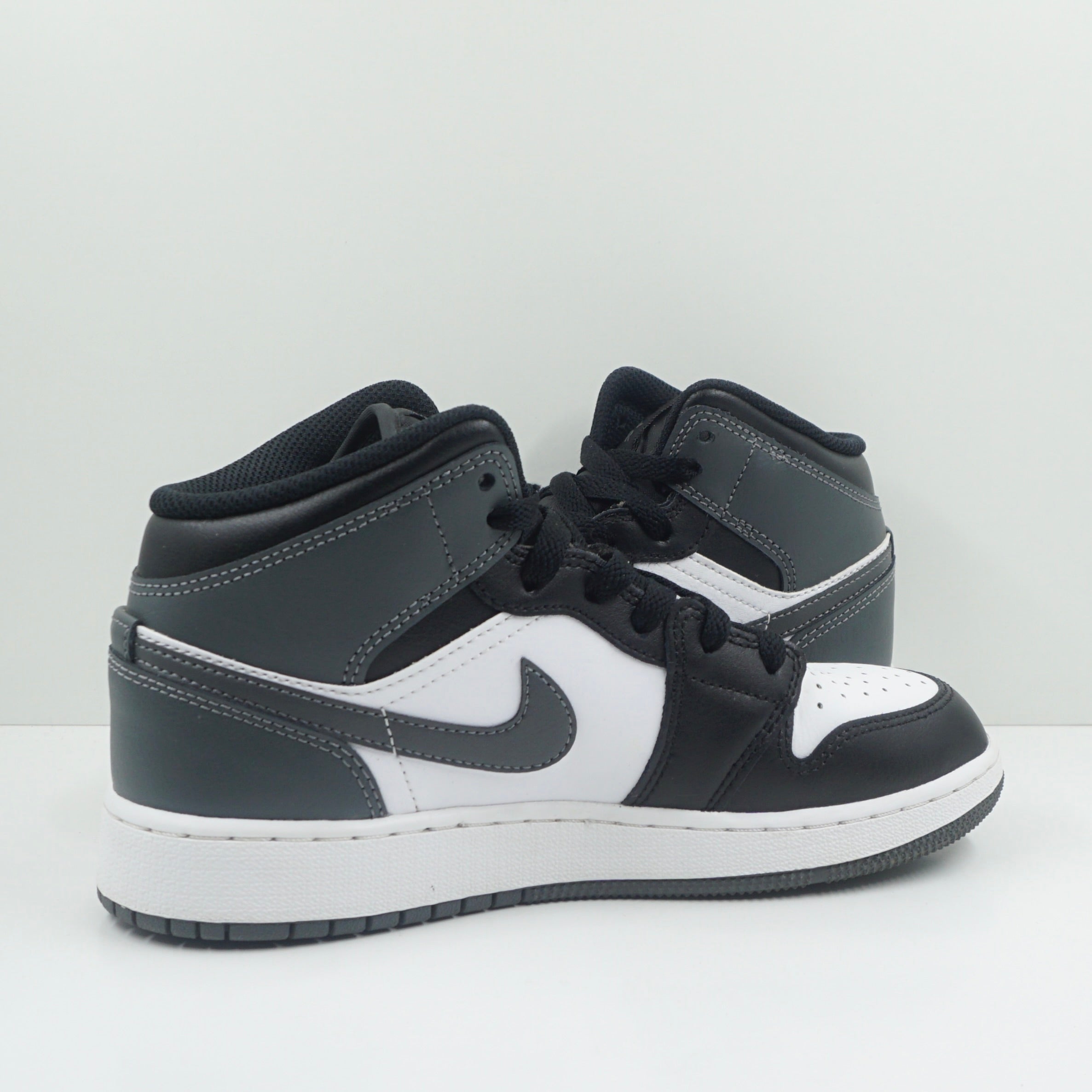 Jordan 1 Mid Black White Iron Grey (GS)