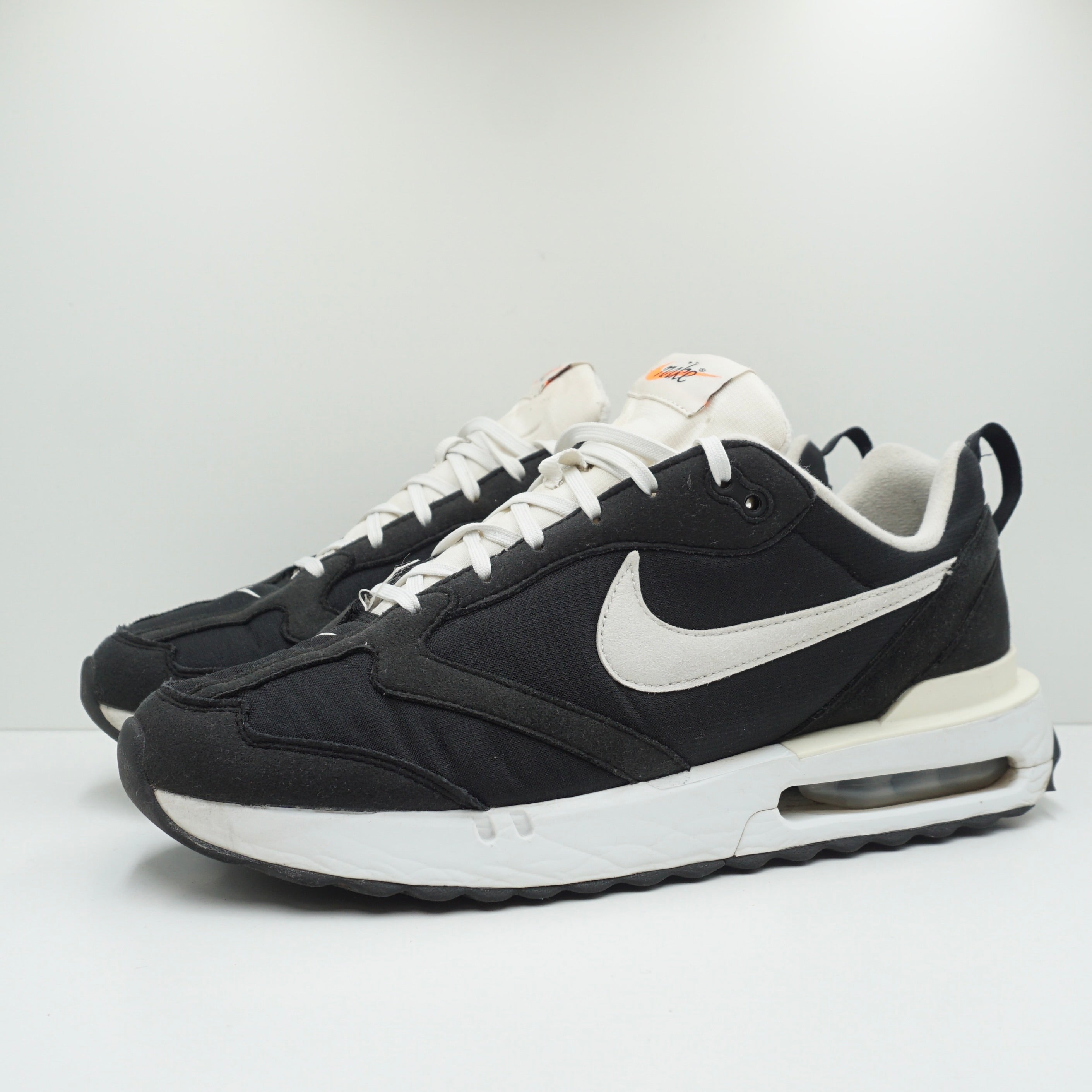 Nike Air Max Dawn Black White