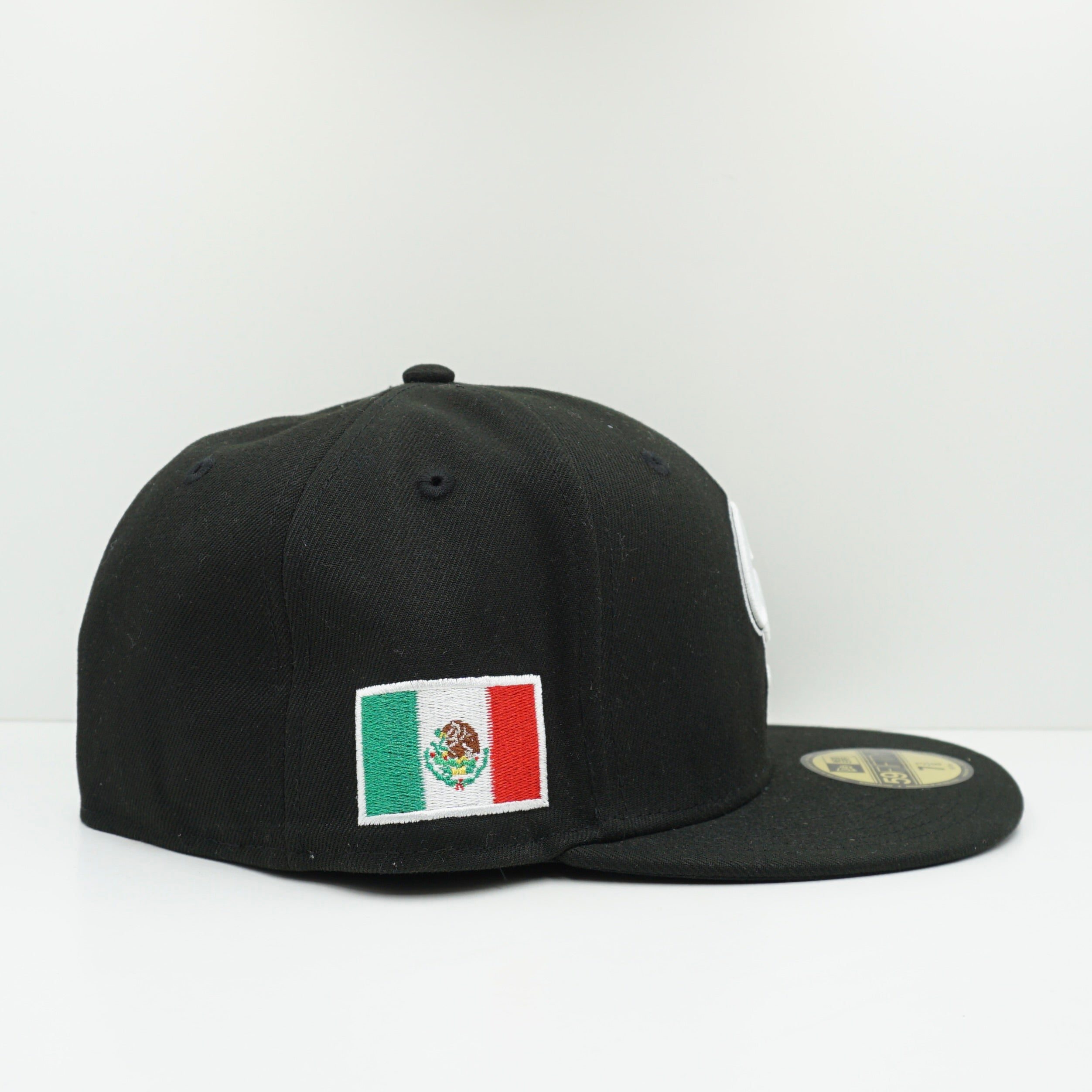 New Era New Era Guerreros De Oaxaca Liga Mexicana Black Fitted Cap