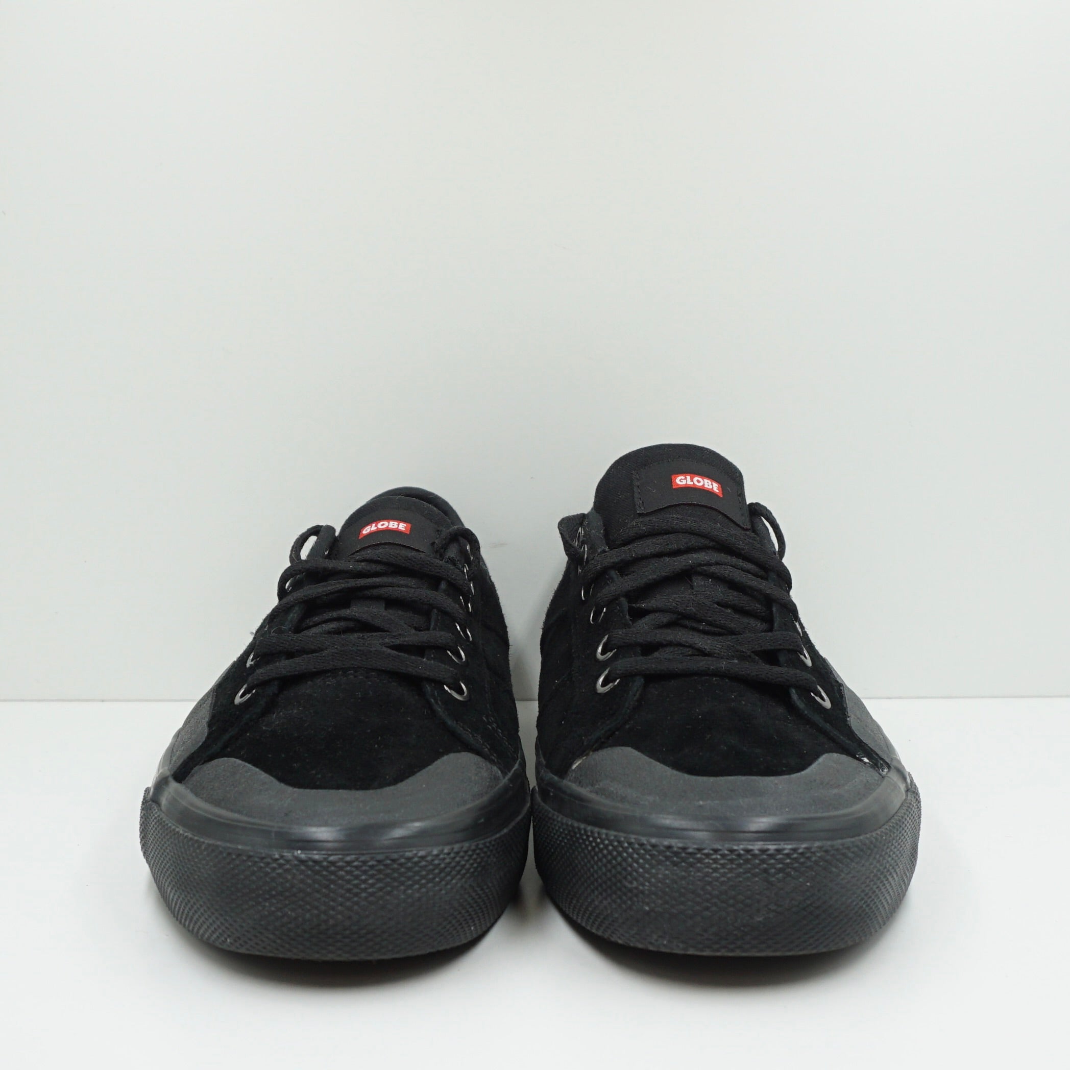 Globe Surplus Black