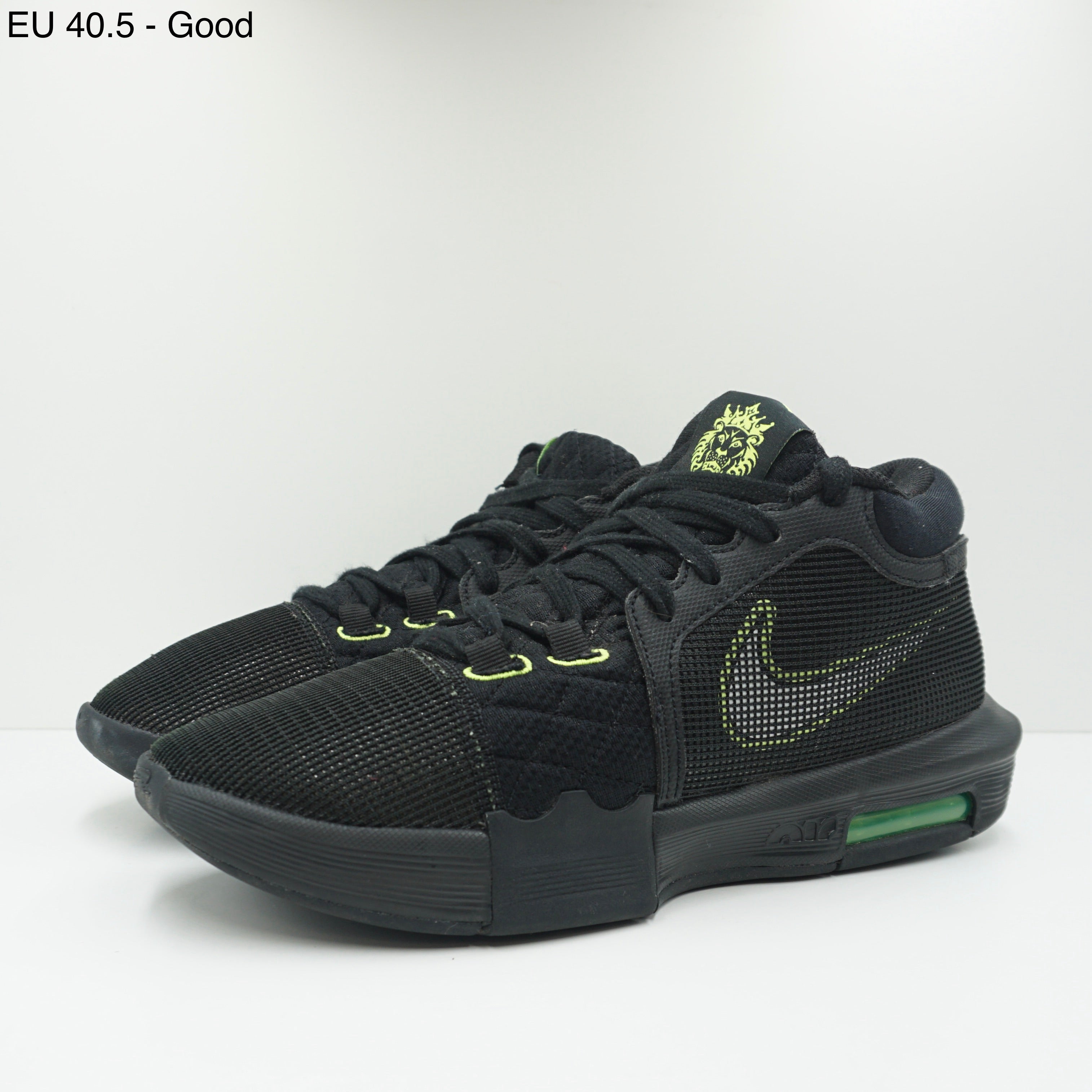 Nike LeBron Witness 8 Black Volt