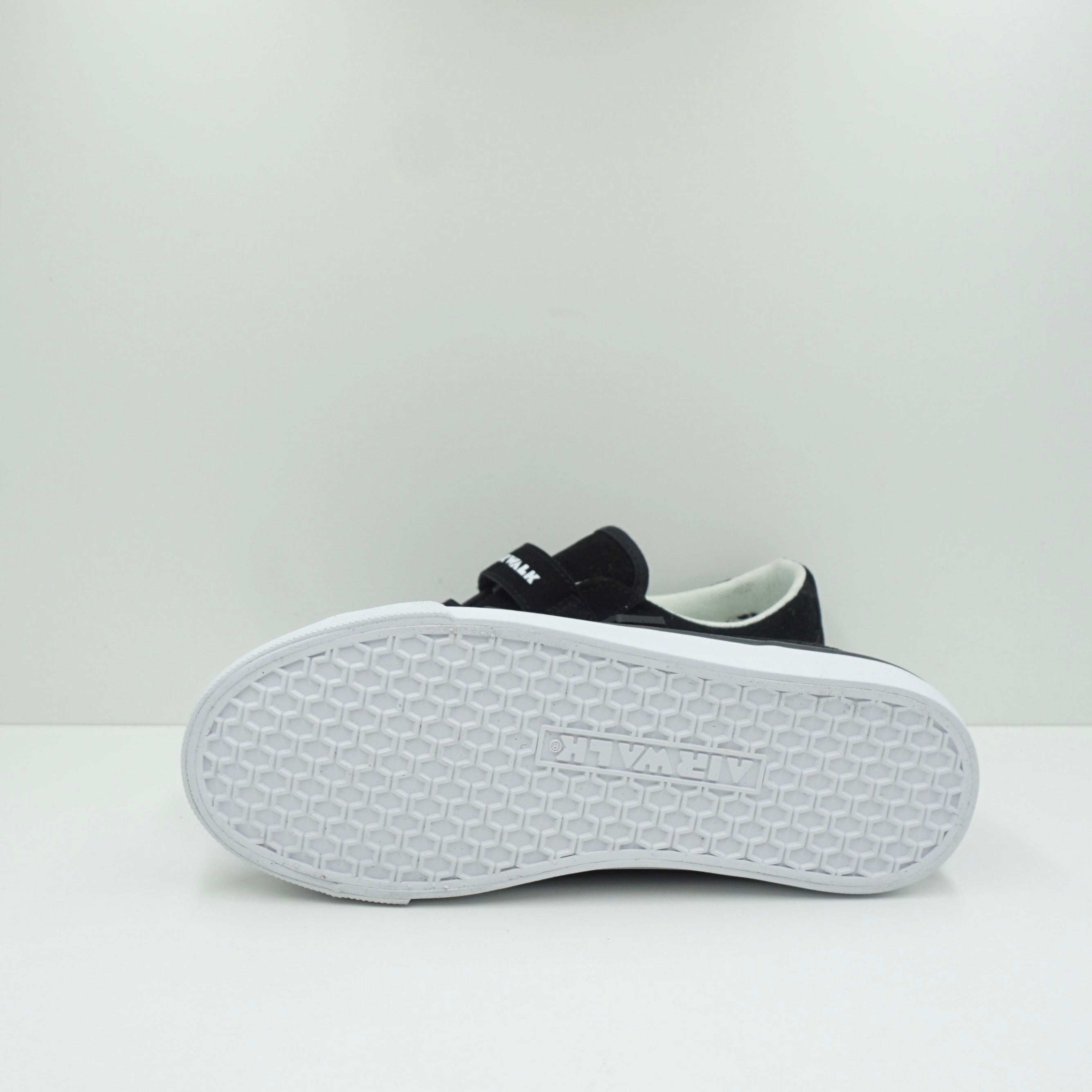 Airwalk Low Velcro Strap (GS)