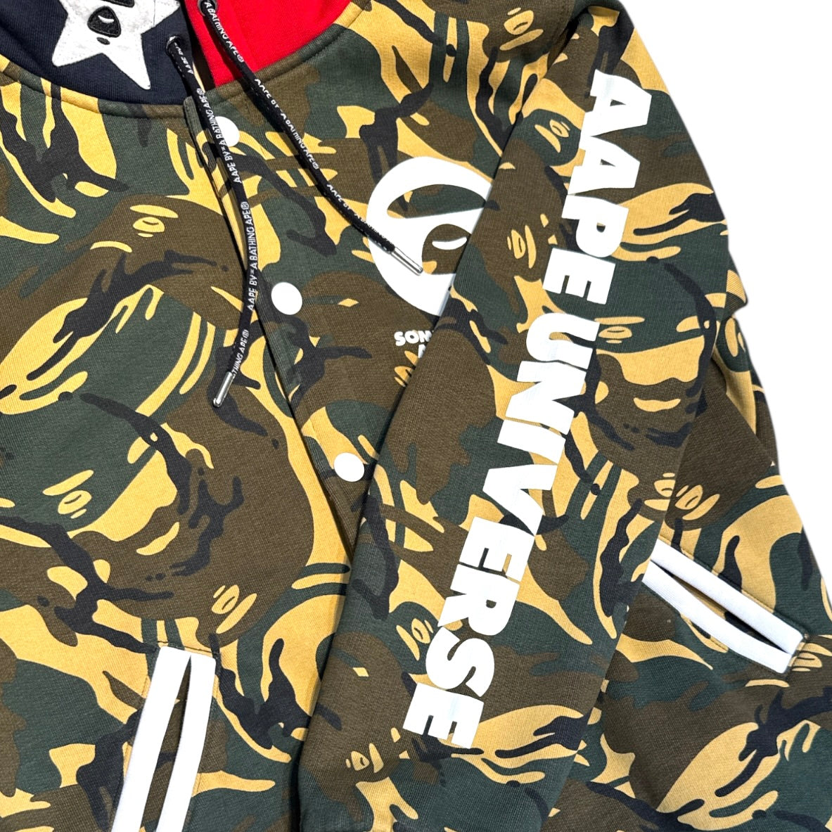 Aape By A Bathing Ape Universe USA Camouflage Hooded Jacket