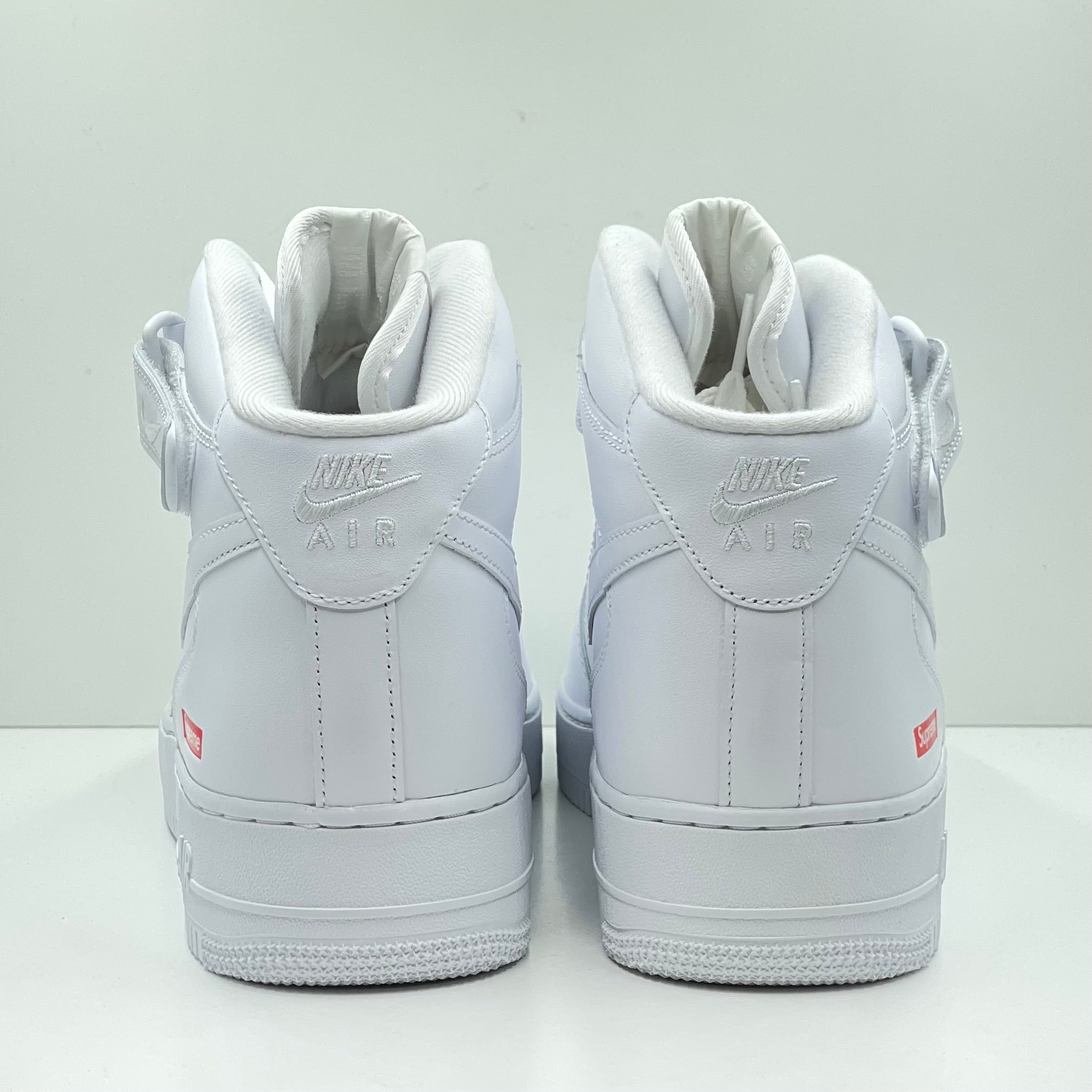 Nike Air Force 1 Mid Supreme White