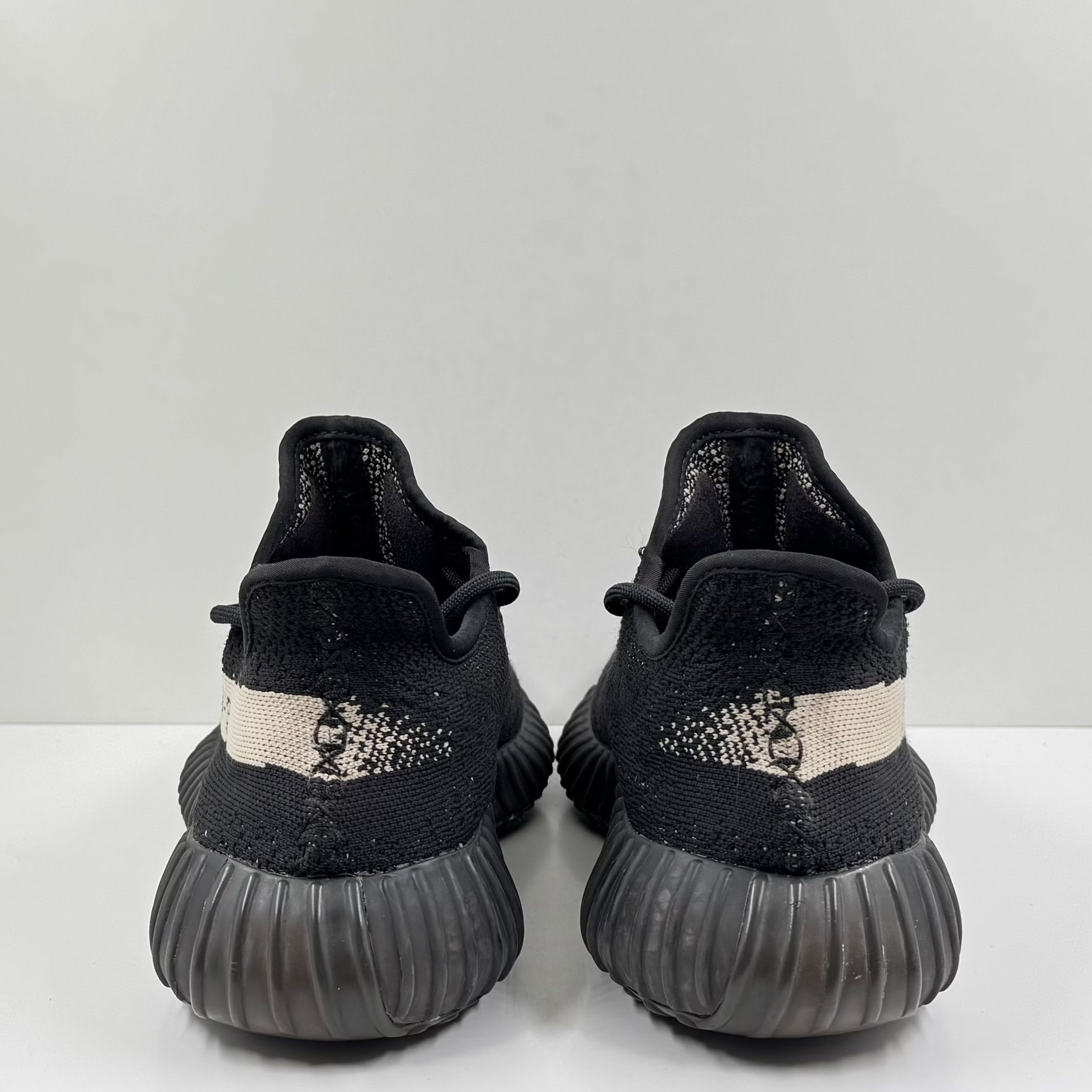 Adidas Yeezy Boost 350 V2 Core Black White (2016/2022)