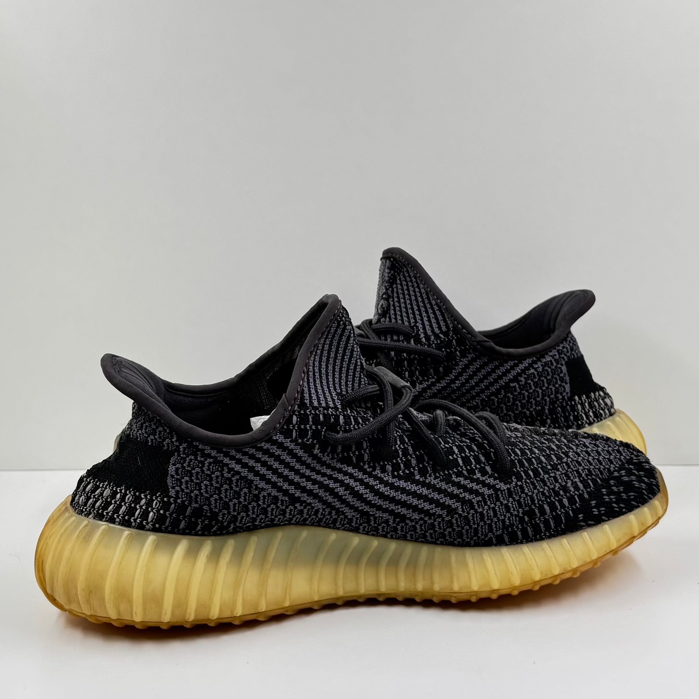 Adidas Yeezy Boost 350 V2 Carbon