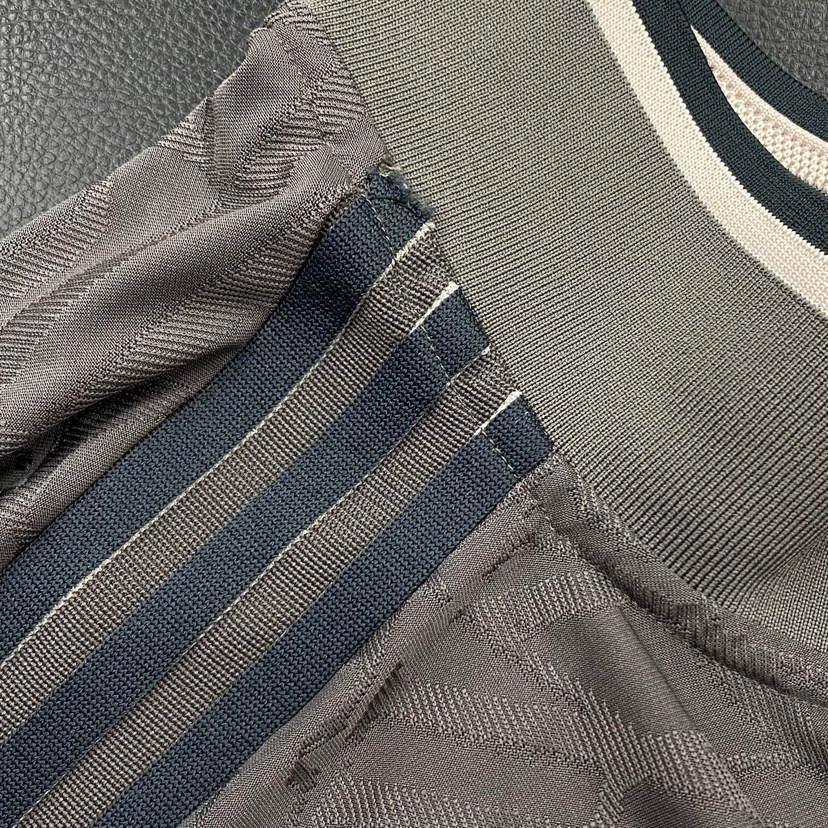 Adidas Real Madrid Bellingham #5 2024/2025 Third Football Jersey