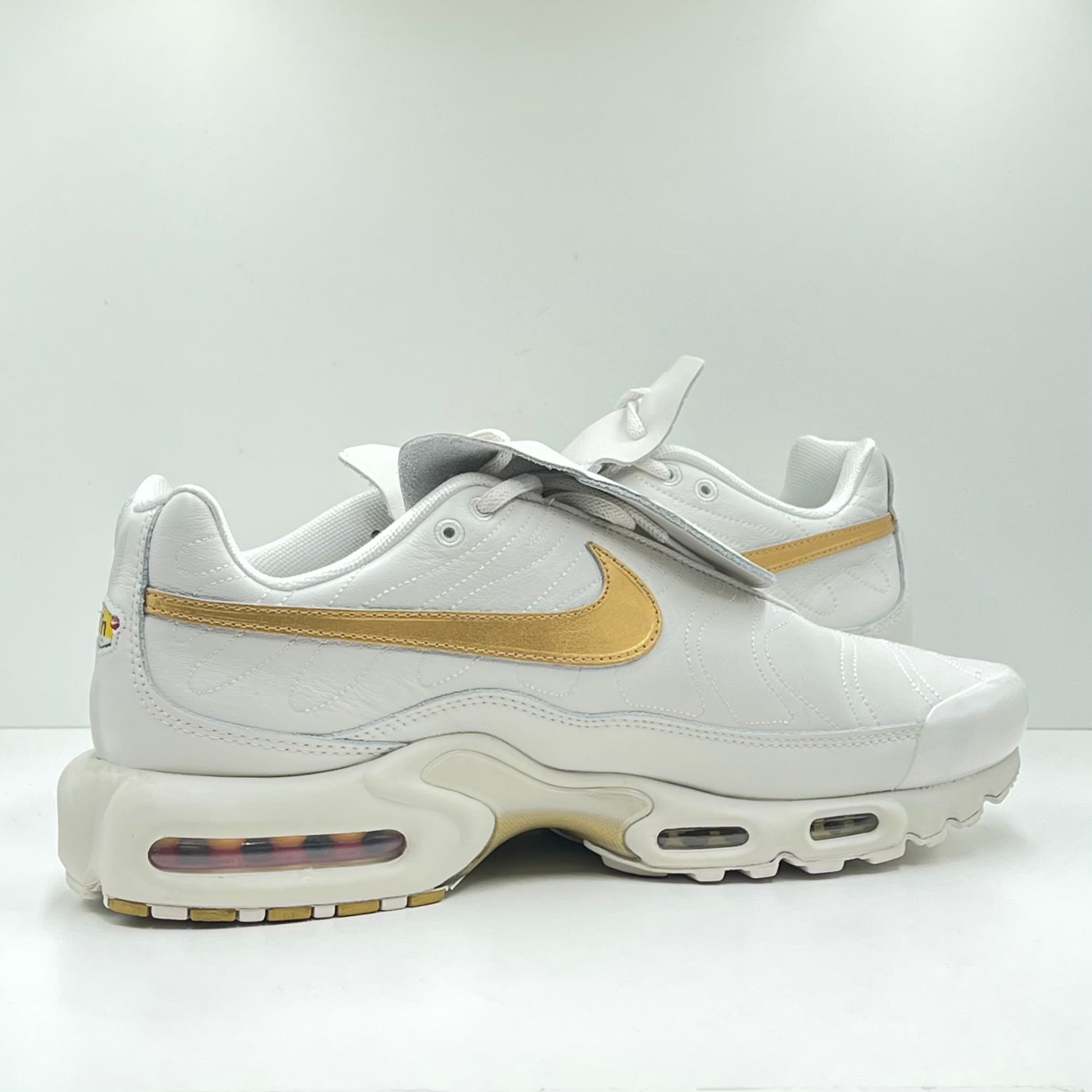 Nike Air Max Plus Tiempo Metallic Gold