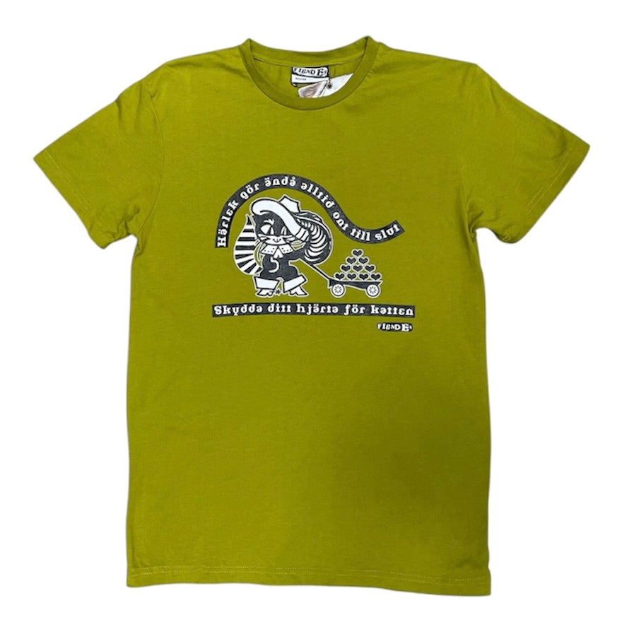 Fienden Skydda Ditt Hjärta För Katten Tshirt