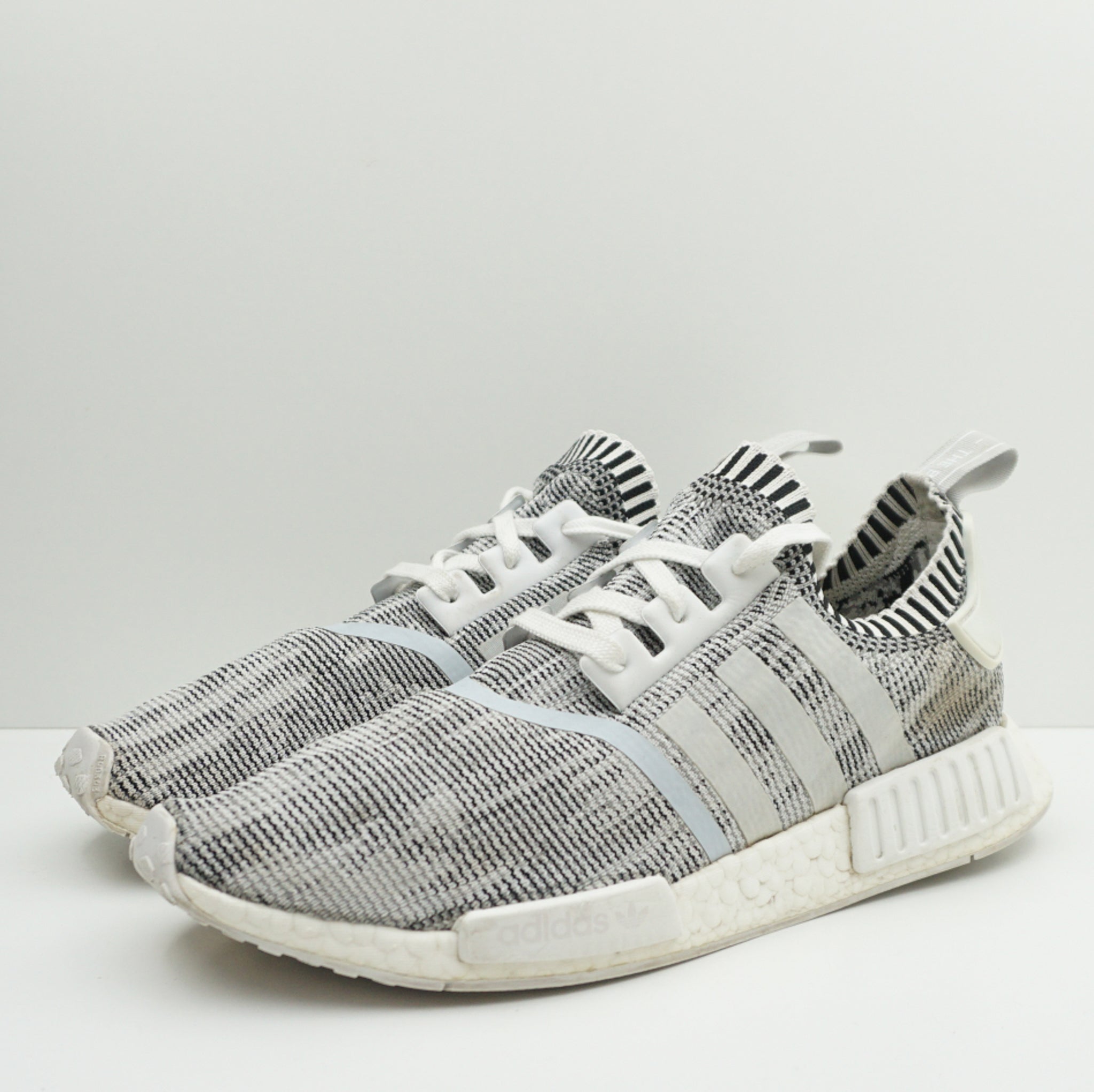 Adidas NMD R1 Glitch Camo White Black Adidas NMD R1 Glitch Camo White Black