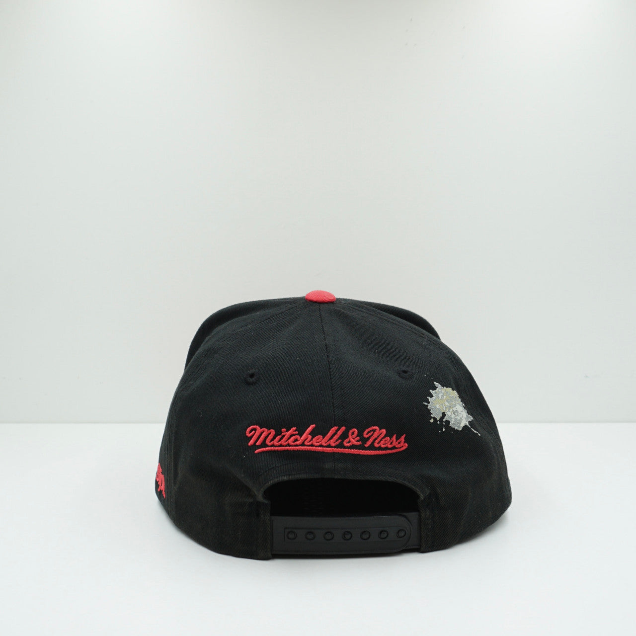 Mitchell & Ness Staple Pigeon Snapback Cap