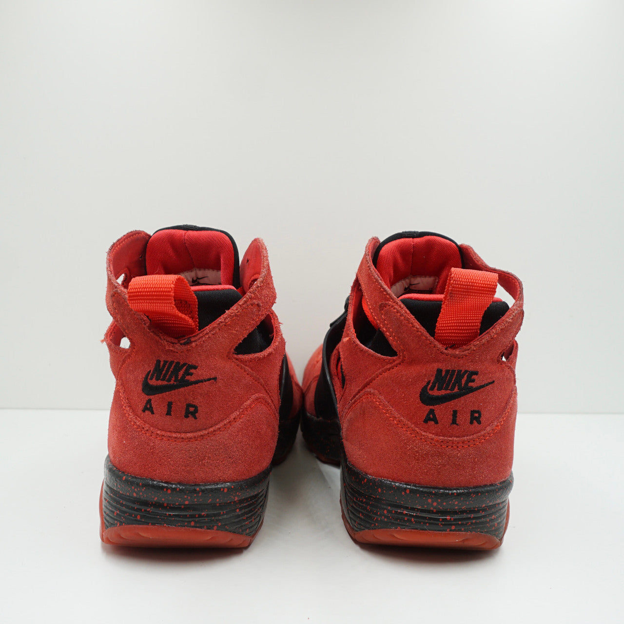 Nike Air Trainer Huarache Love Hate