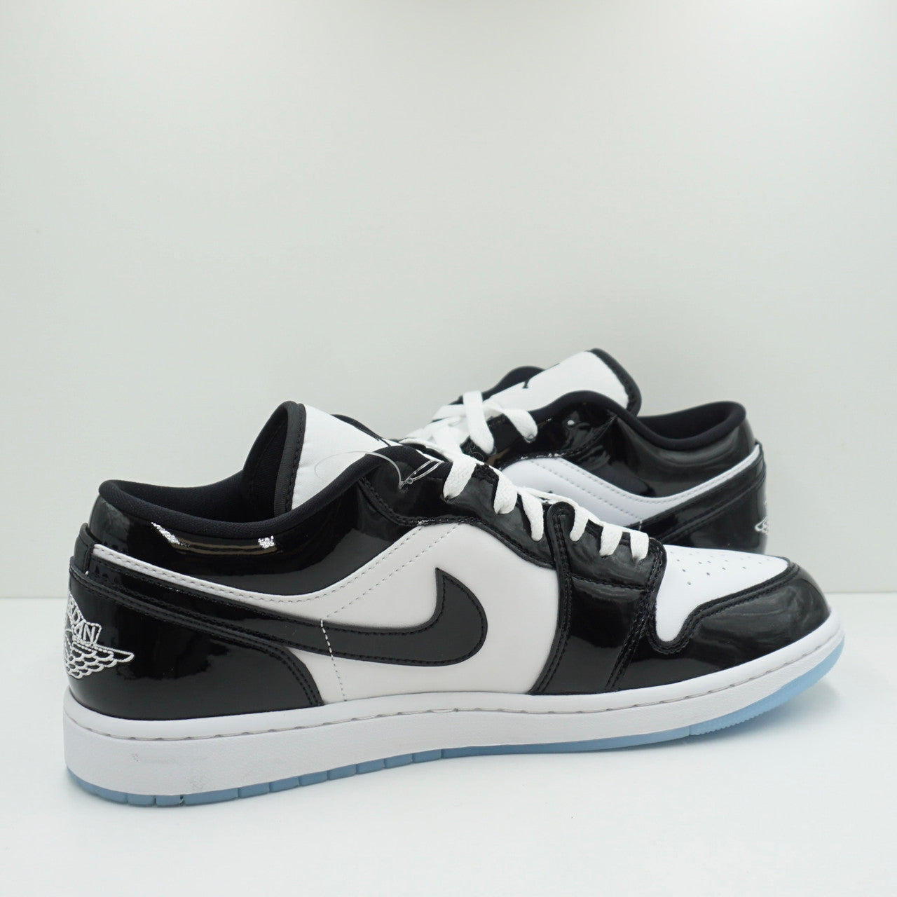 Jordan 1 Low SE Concord