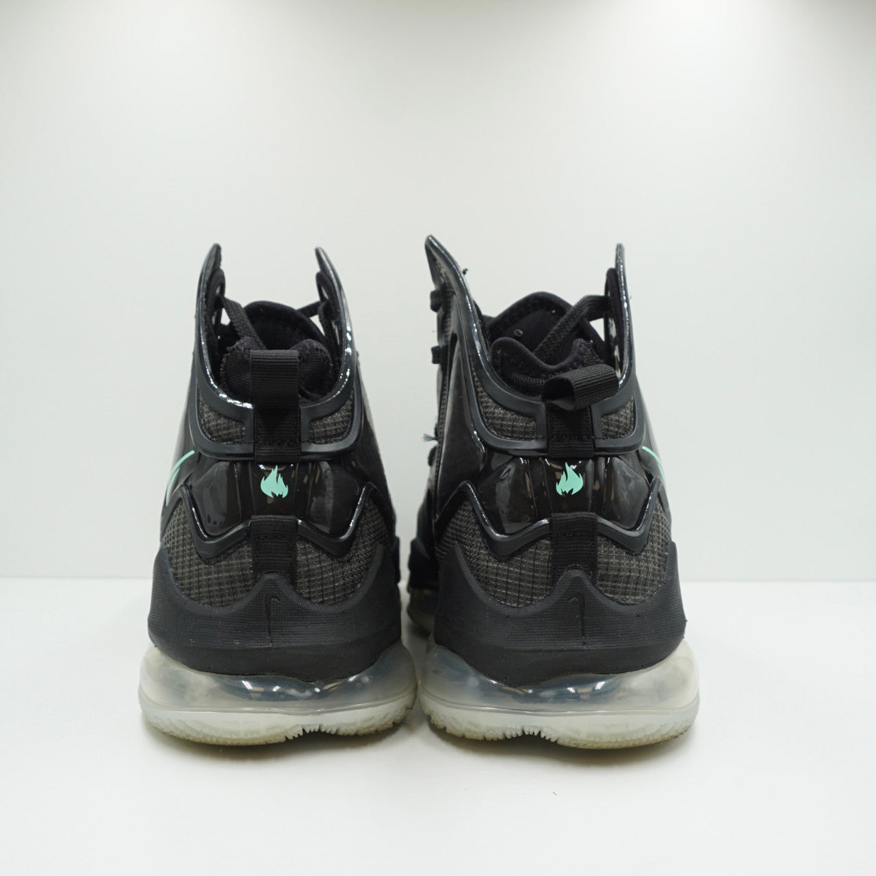 Nike LeBron 19 Black Anthracite Green Glow