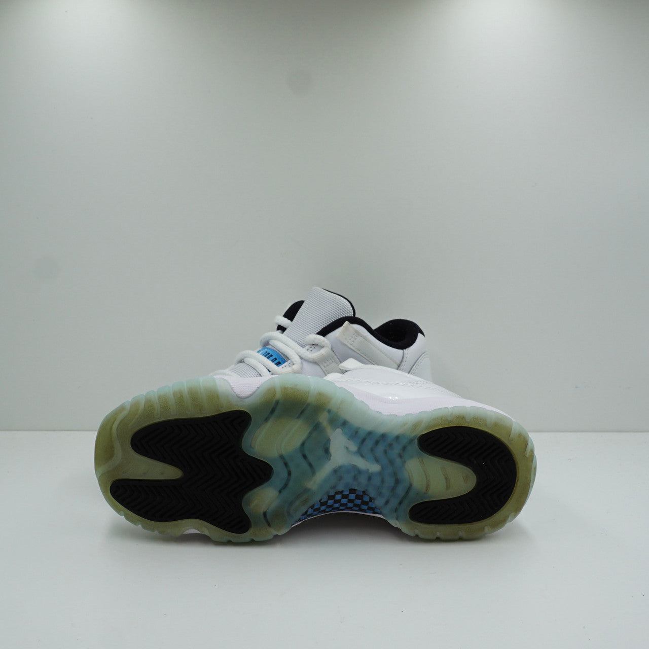 Jordan 11 Retro Low Legend Blue (GS)