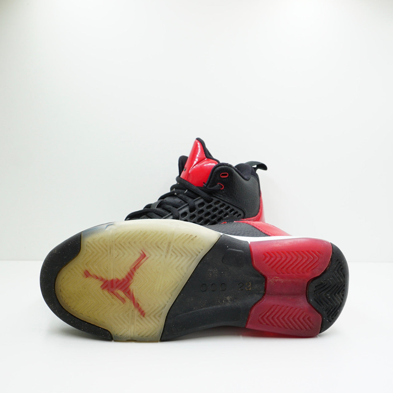 Jordan Maxin 200 Black Gym Red