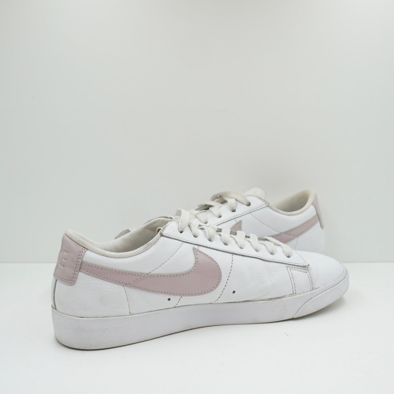 Nike Blazer Low LE (W)