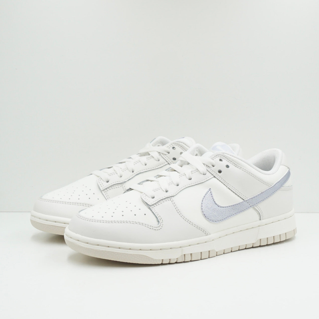 Nike Dunk Low ESS Sail Oxygen Purple (W)