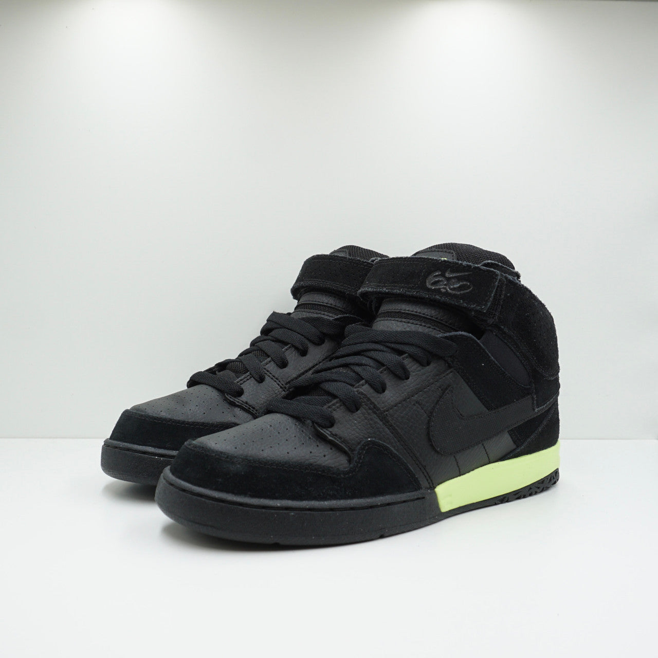 Nike Zoom Mogan Mid Black Volt