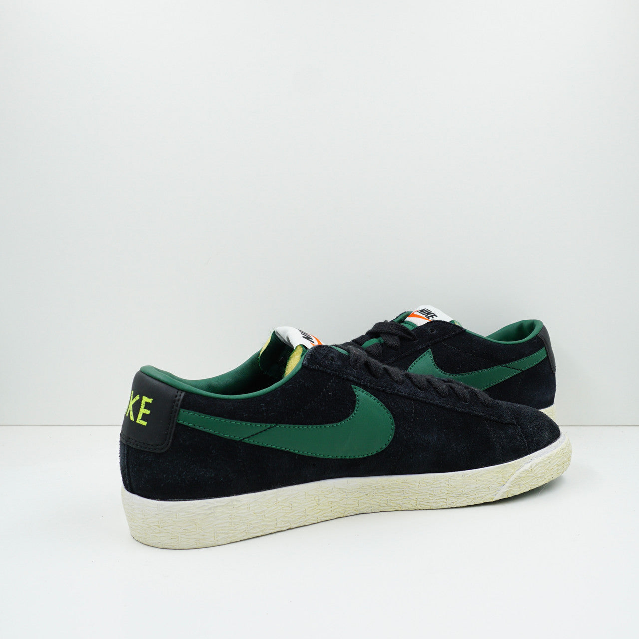 Nike Blazer Low PRM Vintage Black Green