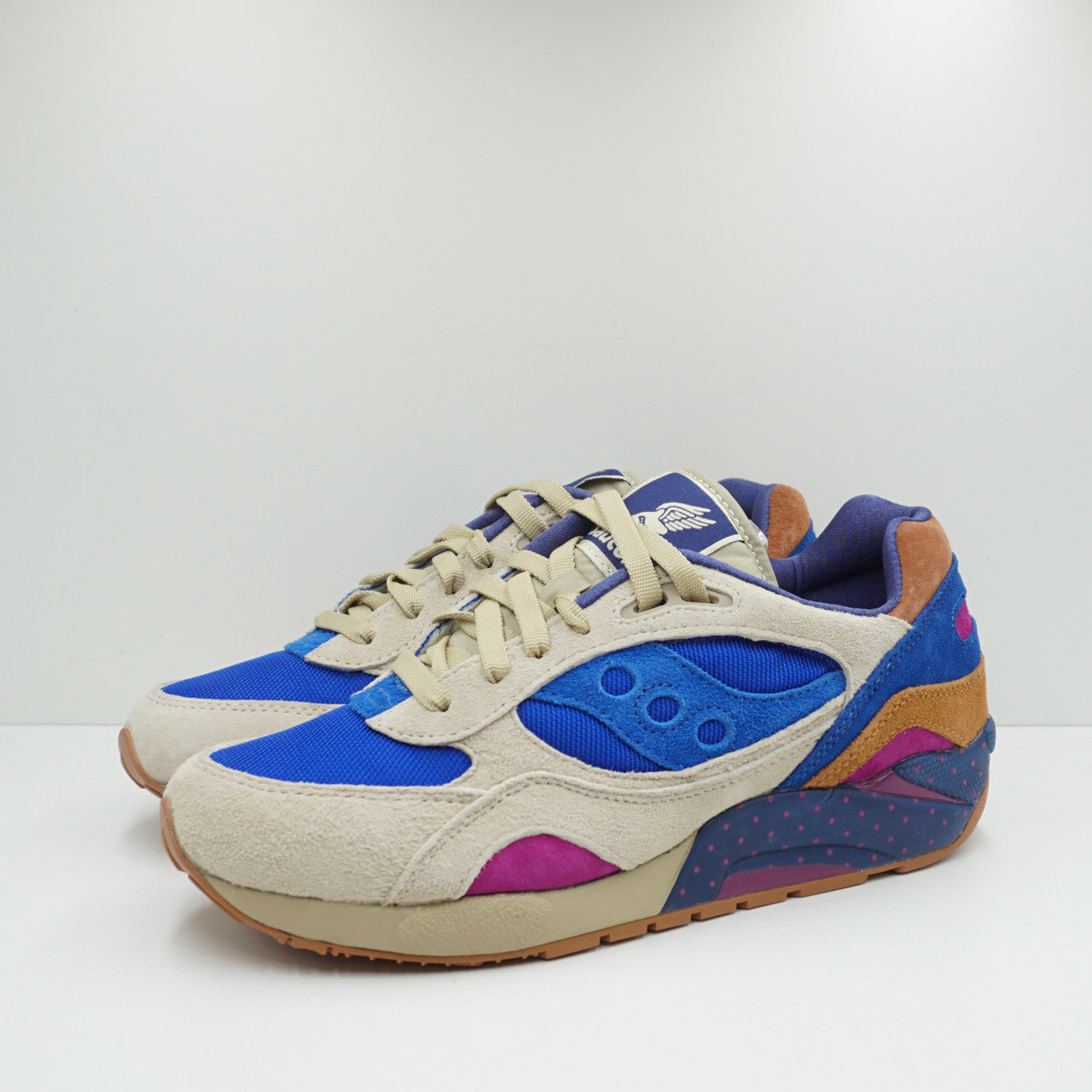 Pattern recognition clearance saucony