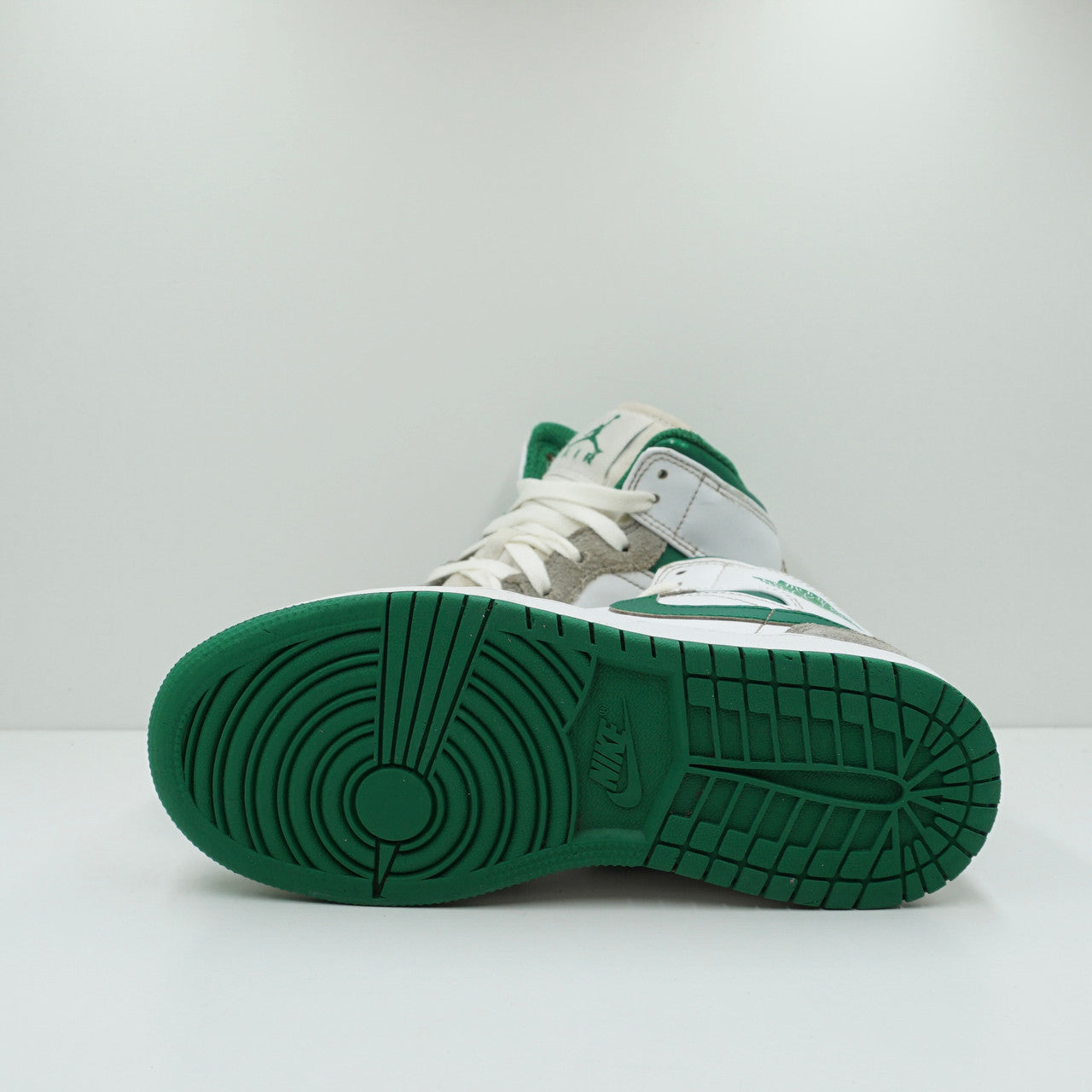 Jordan 1 Mid SE White Pine Green Smoke Grey (GS)