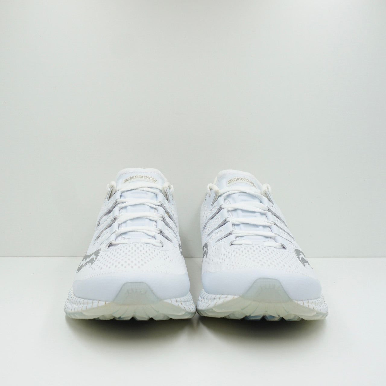 Saucony Freedom ISO White Sample