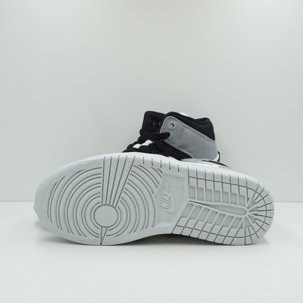 Jordan 1 Mid SE Light Steel Grey (W)