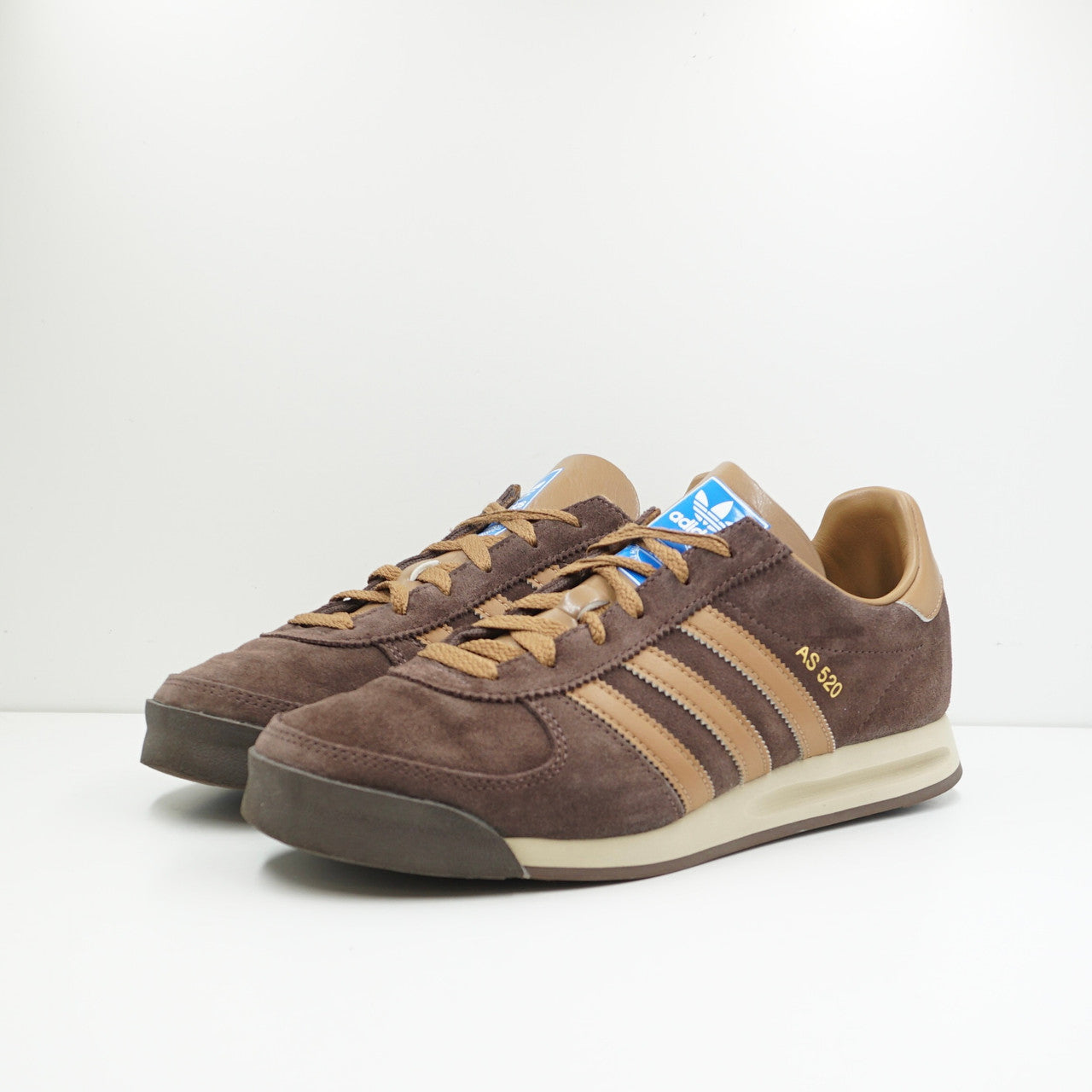 Adidas AS 520