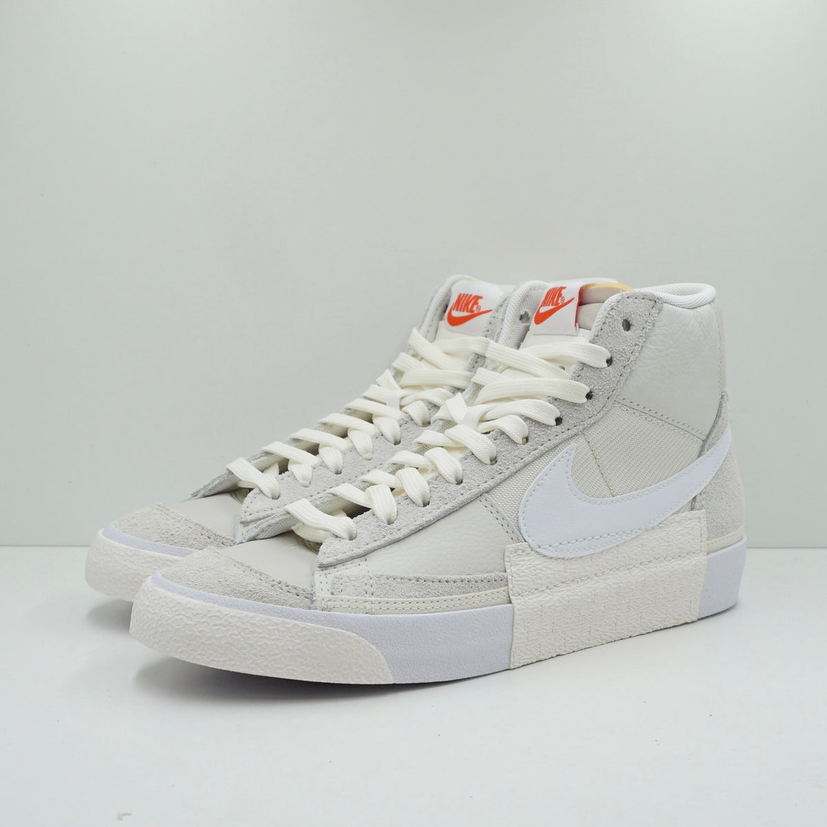 Nike Blazer Mid Pro Club Remastered Light Bone