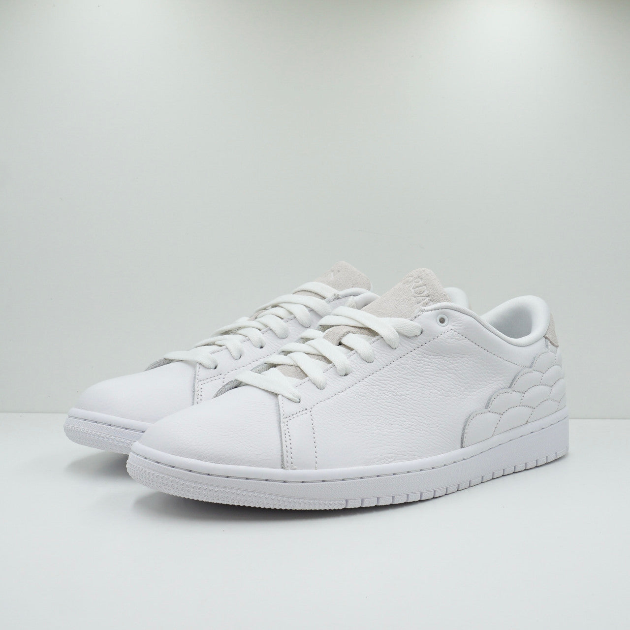 Jordan Centre Court White