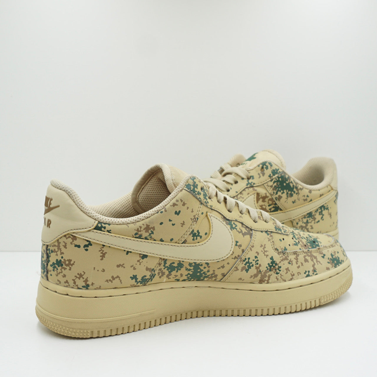 Nike Air Force 1 Low Desert Camo Team Gold 3M