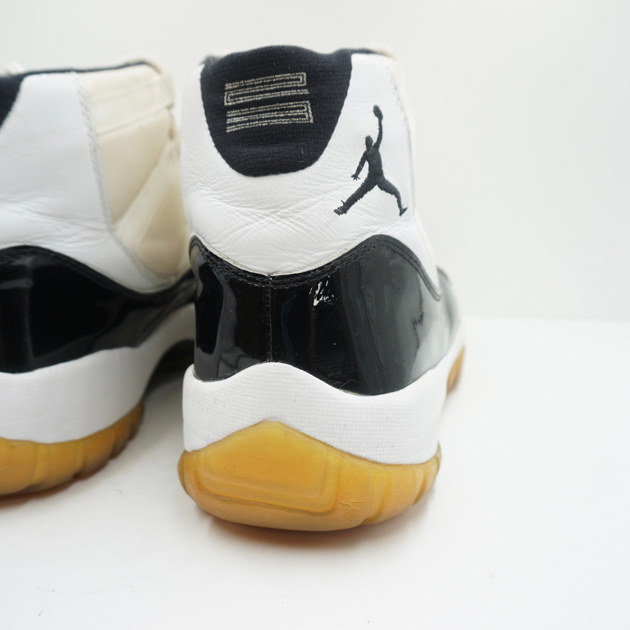 Jordan 11 Retro Concord (2000)